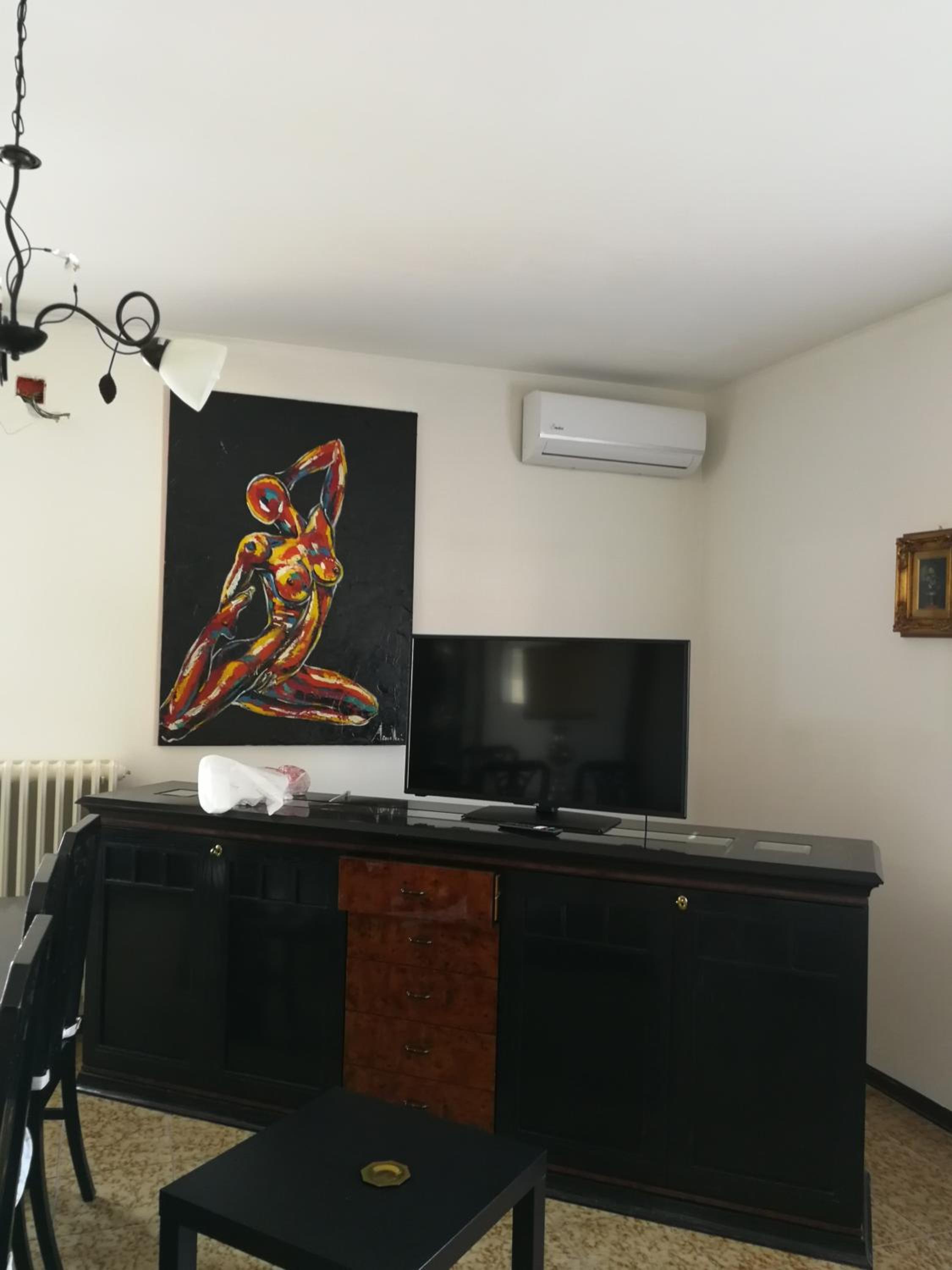 Three-Bedroom Apartment photo 2