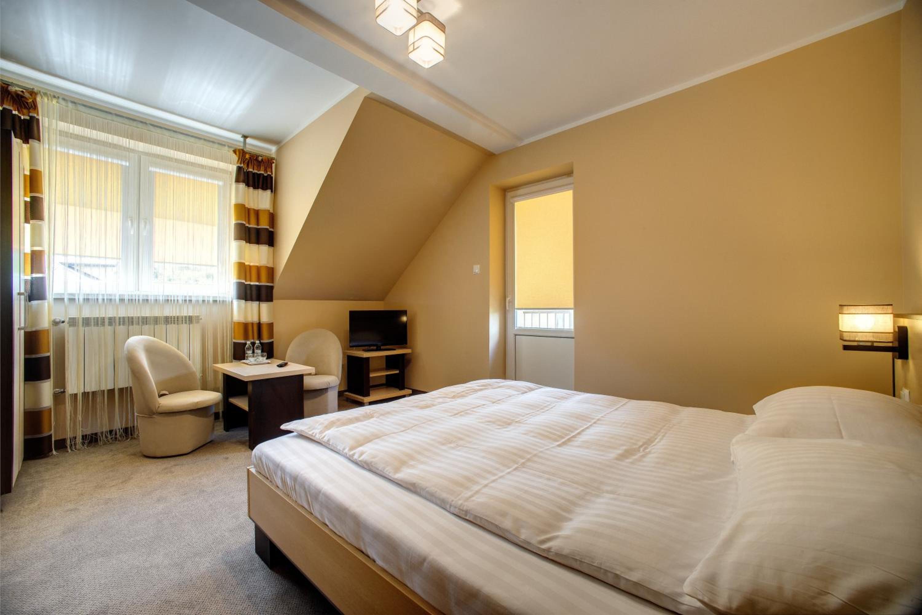 Standard Double Room with Balcony - Photo 1