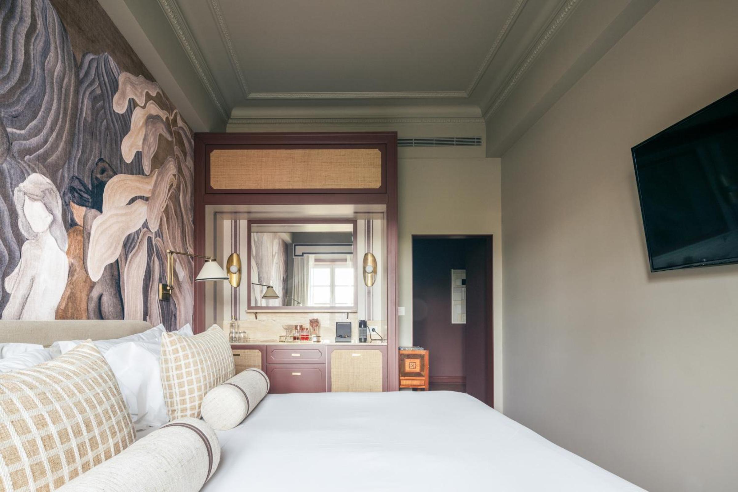 Superior Room - Photo 12