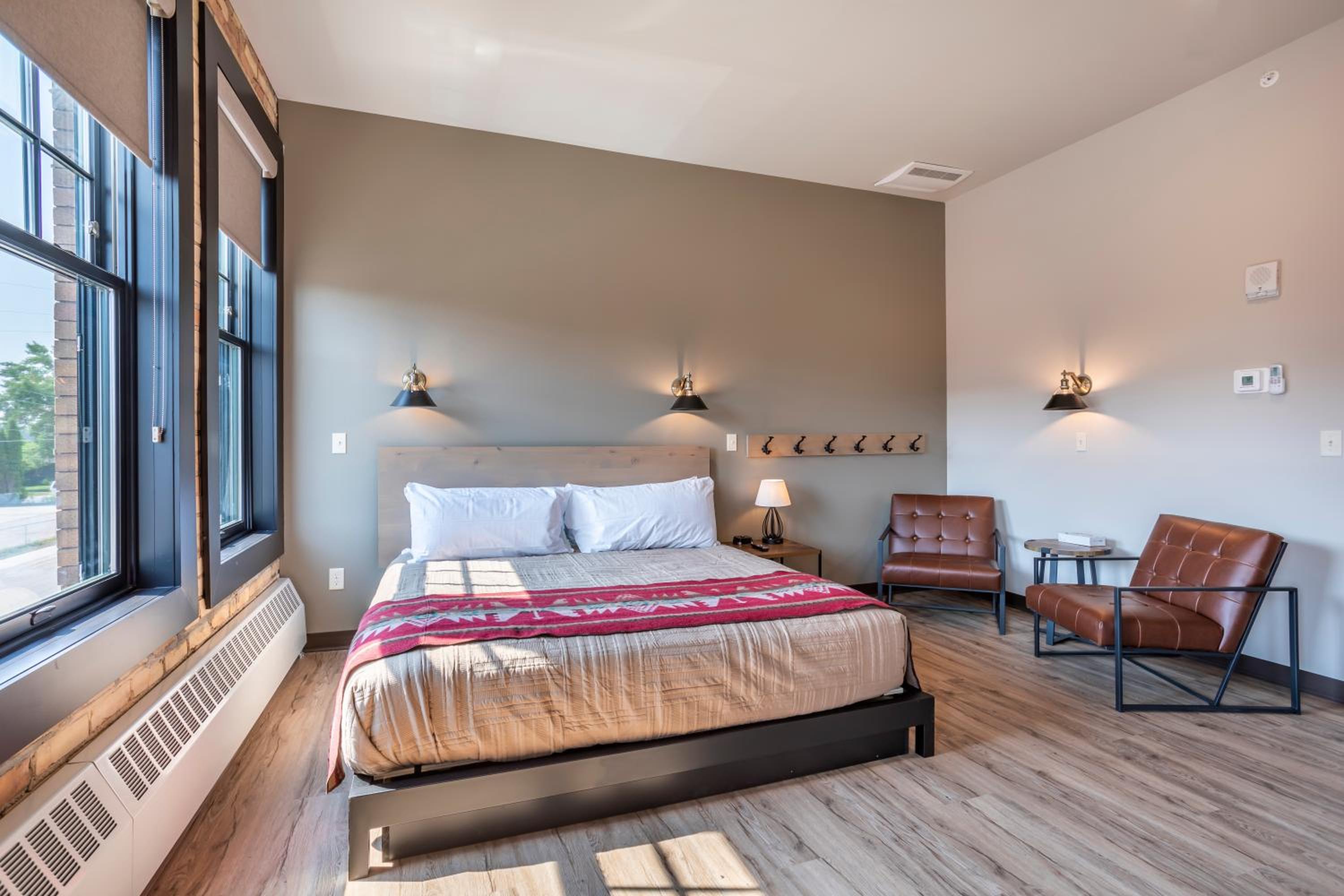 Room 14 @ 102 West Main Street
