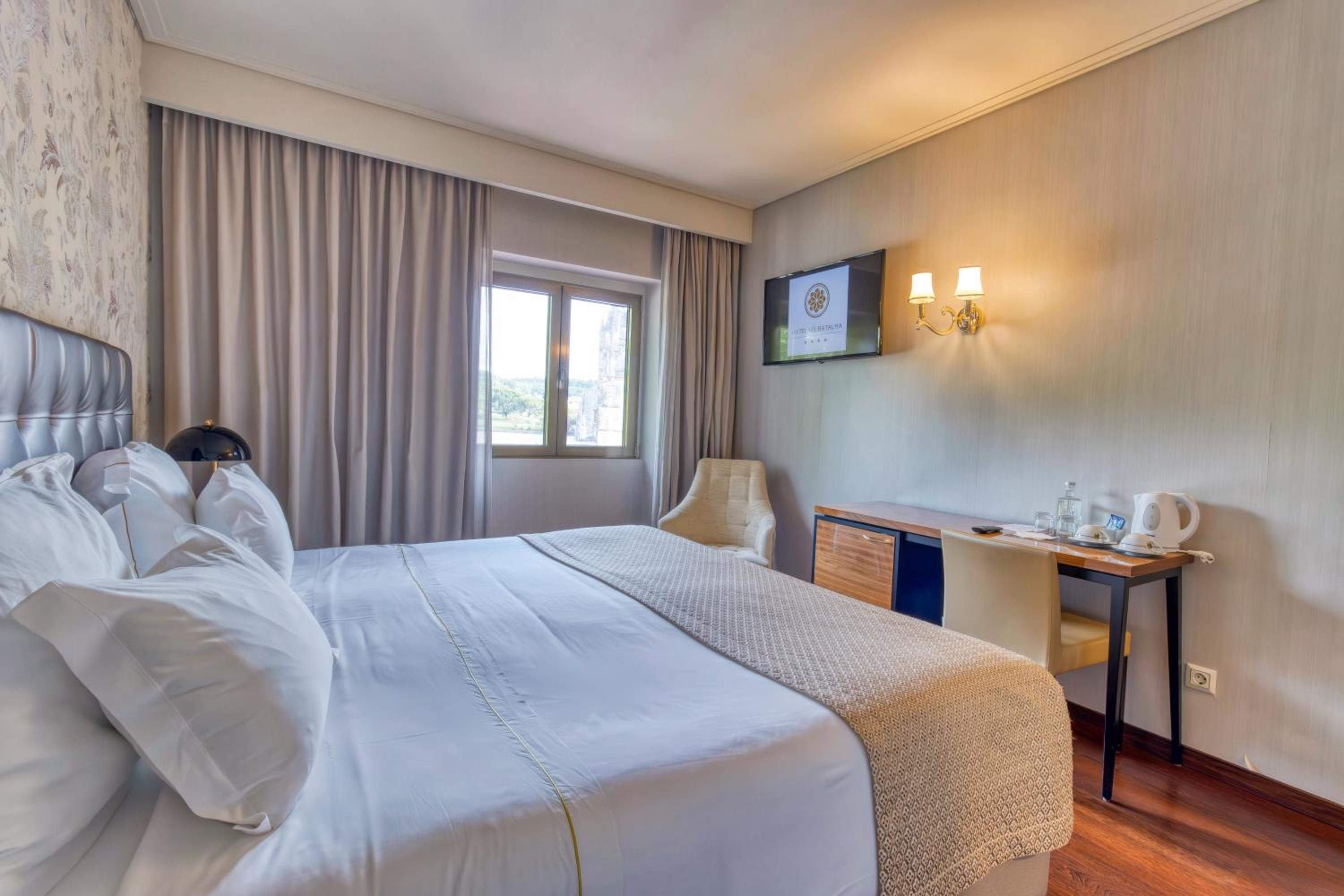 Double Room with Monastery View - Photo 3