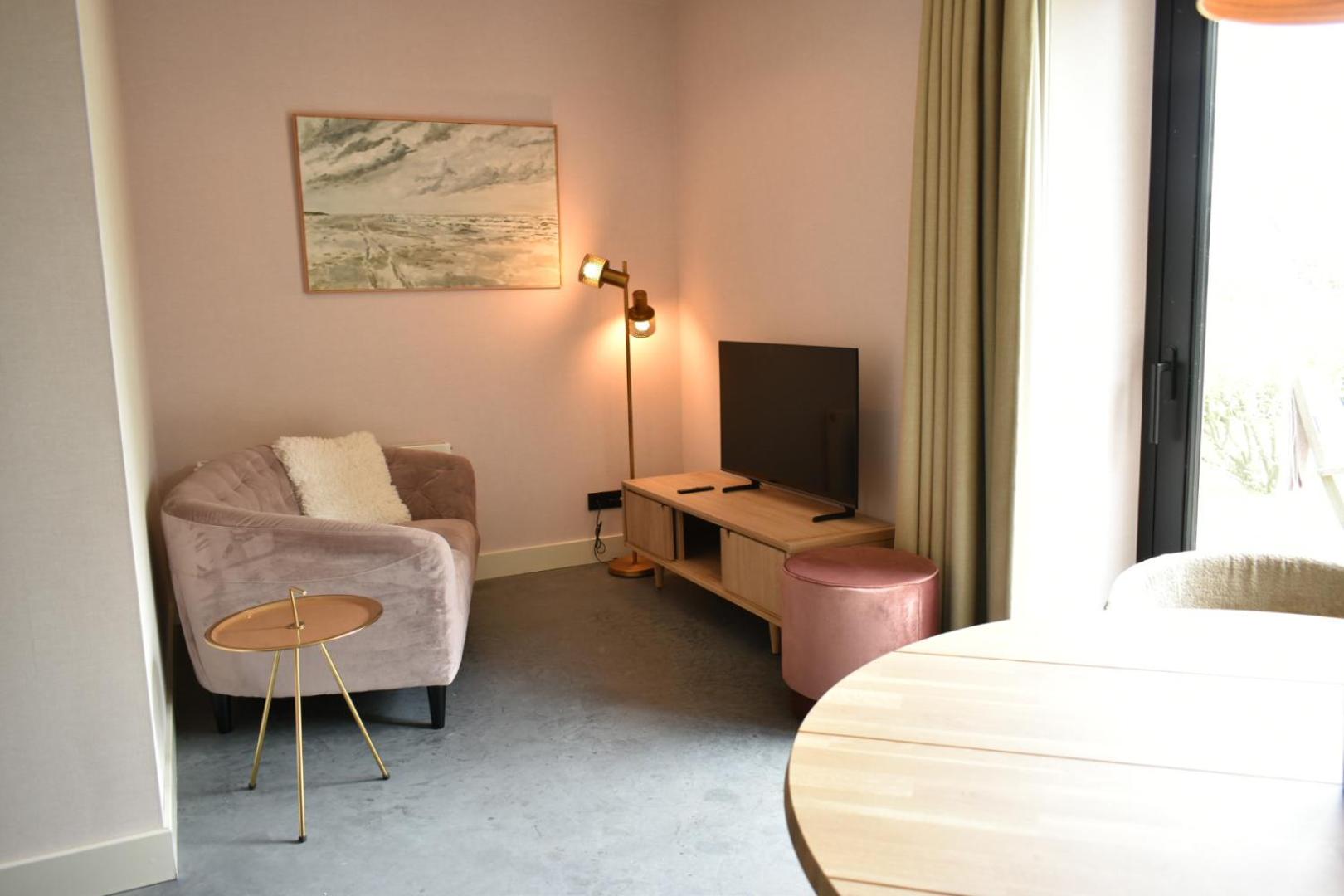 King Room with Garden View photo 1