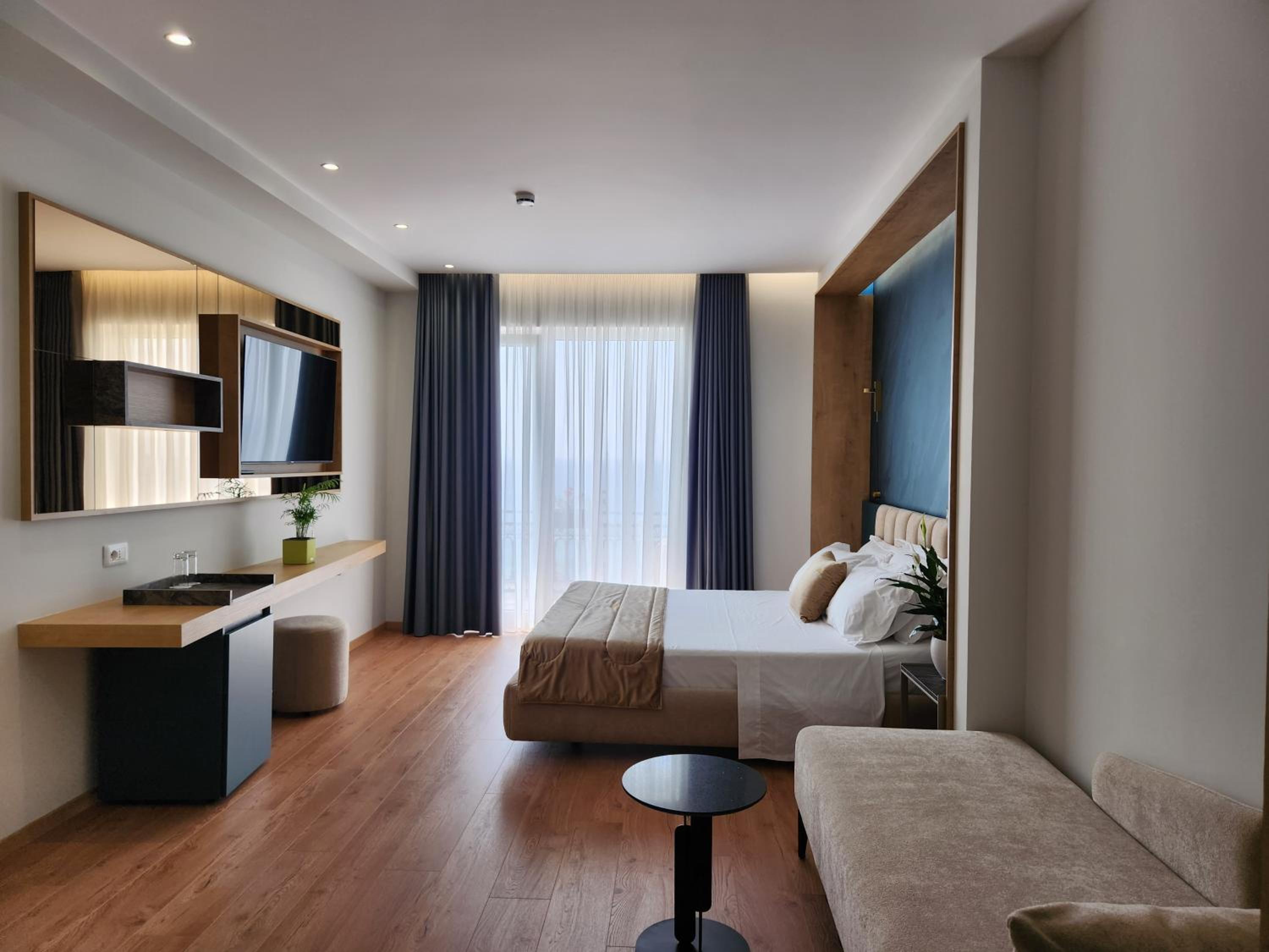 Superior Triple Room with Balcony and Sea View