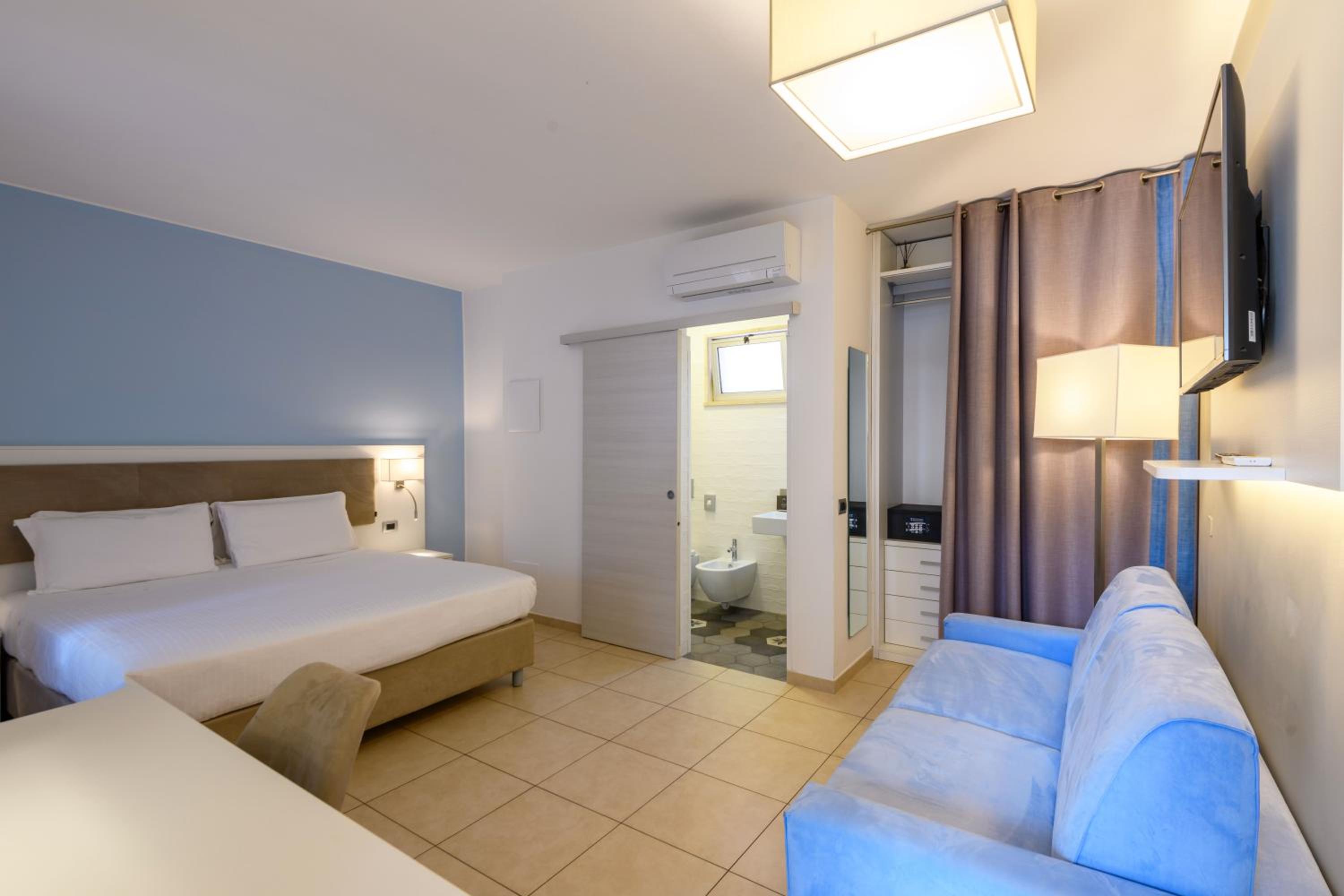 Budget Double Room - Annex photo 2