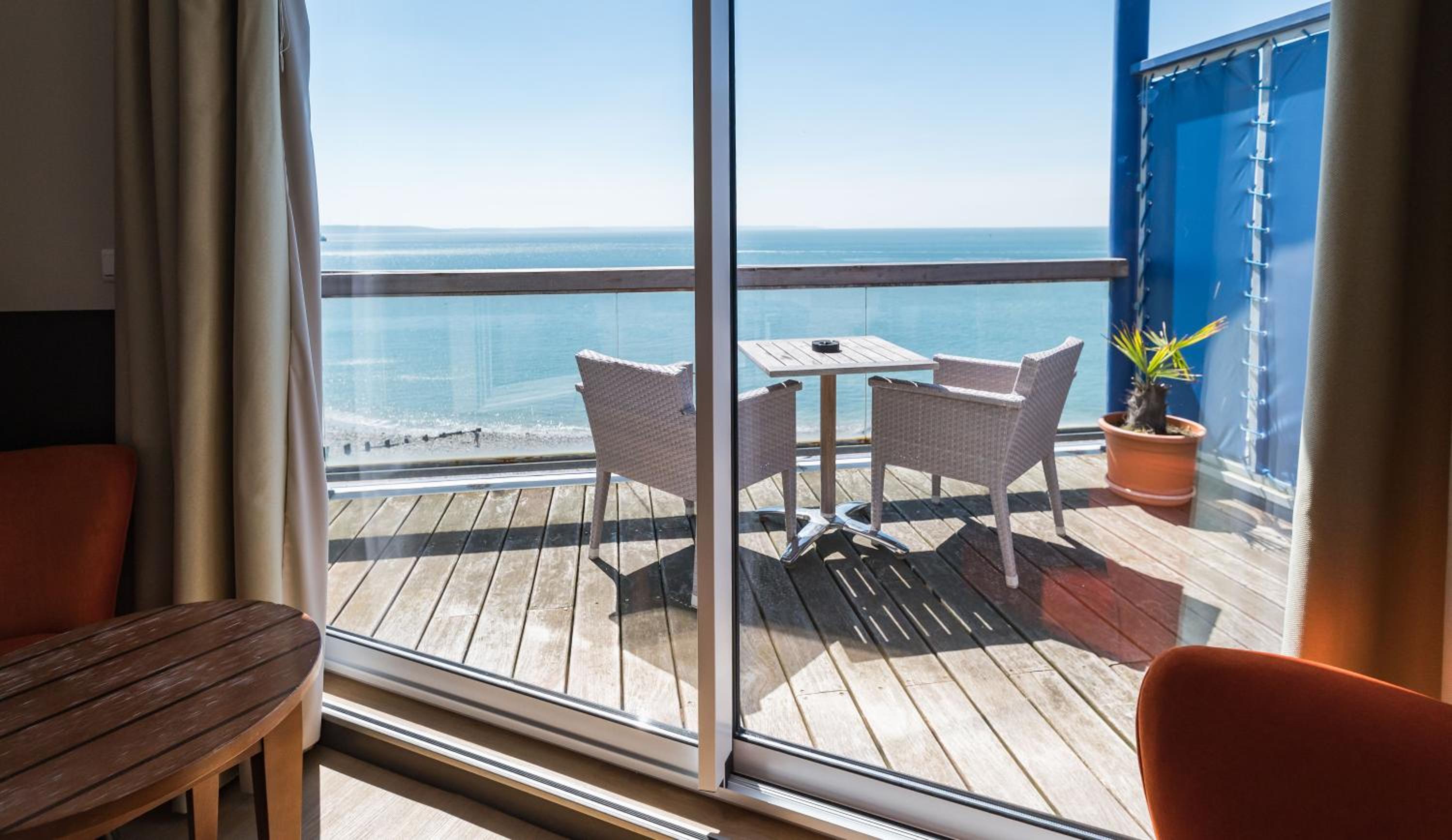 Comfort double Room with Balcony and Sea View - Photo 2