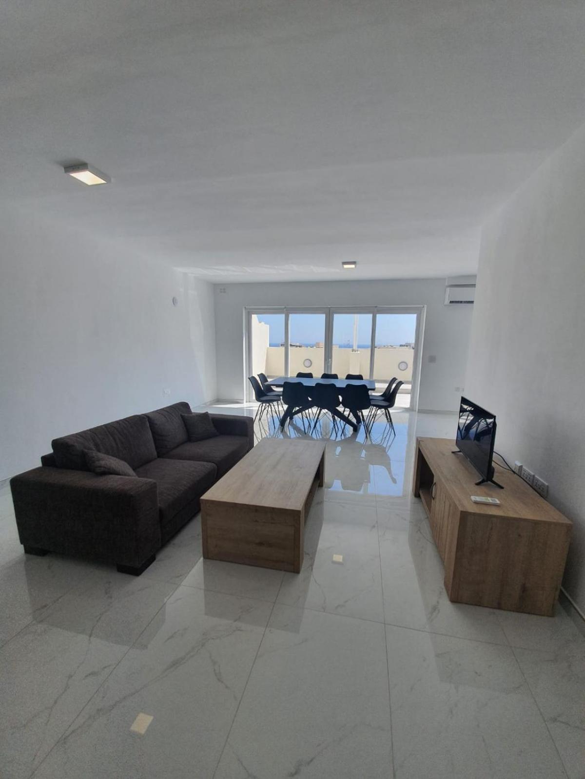 Triple Room With Private Bathroom