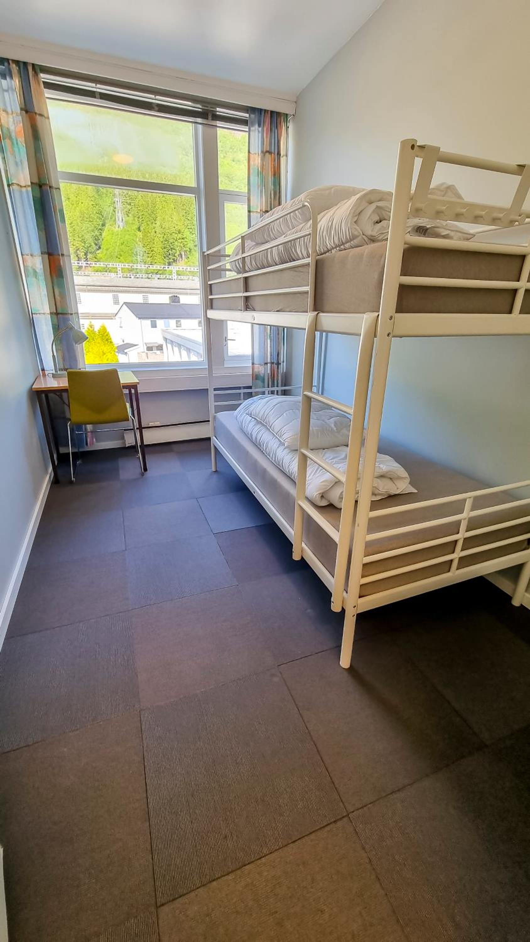 Twin Room with Shared Bathroom photo 2