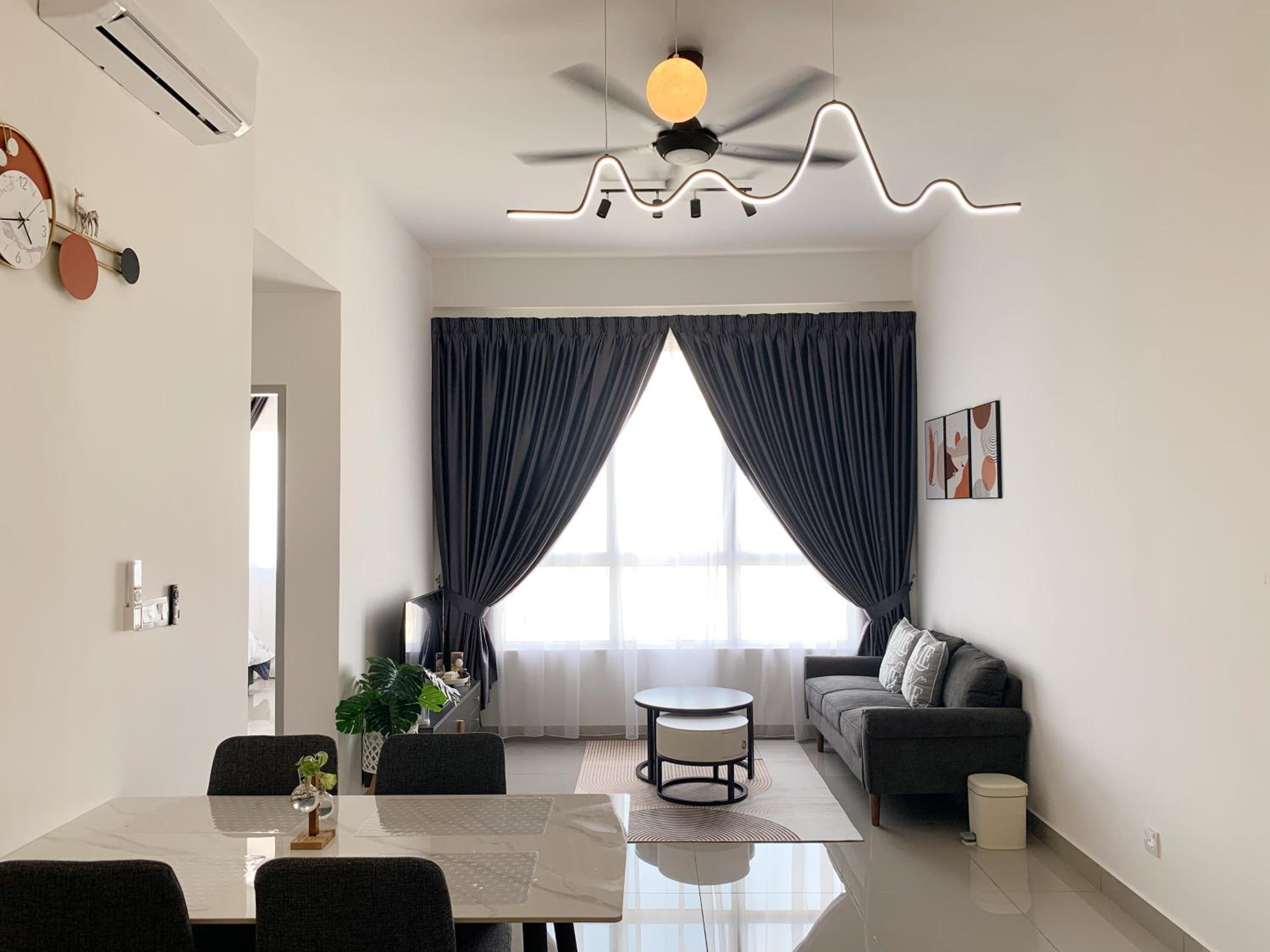 Two-Bedroom Apartment - Photo 4