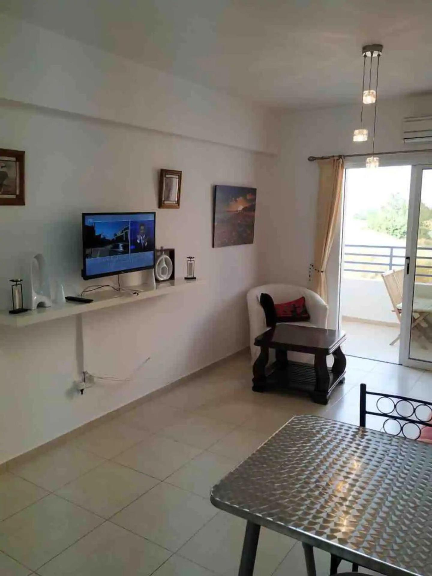 Apartment photo 1