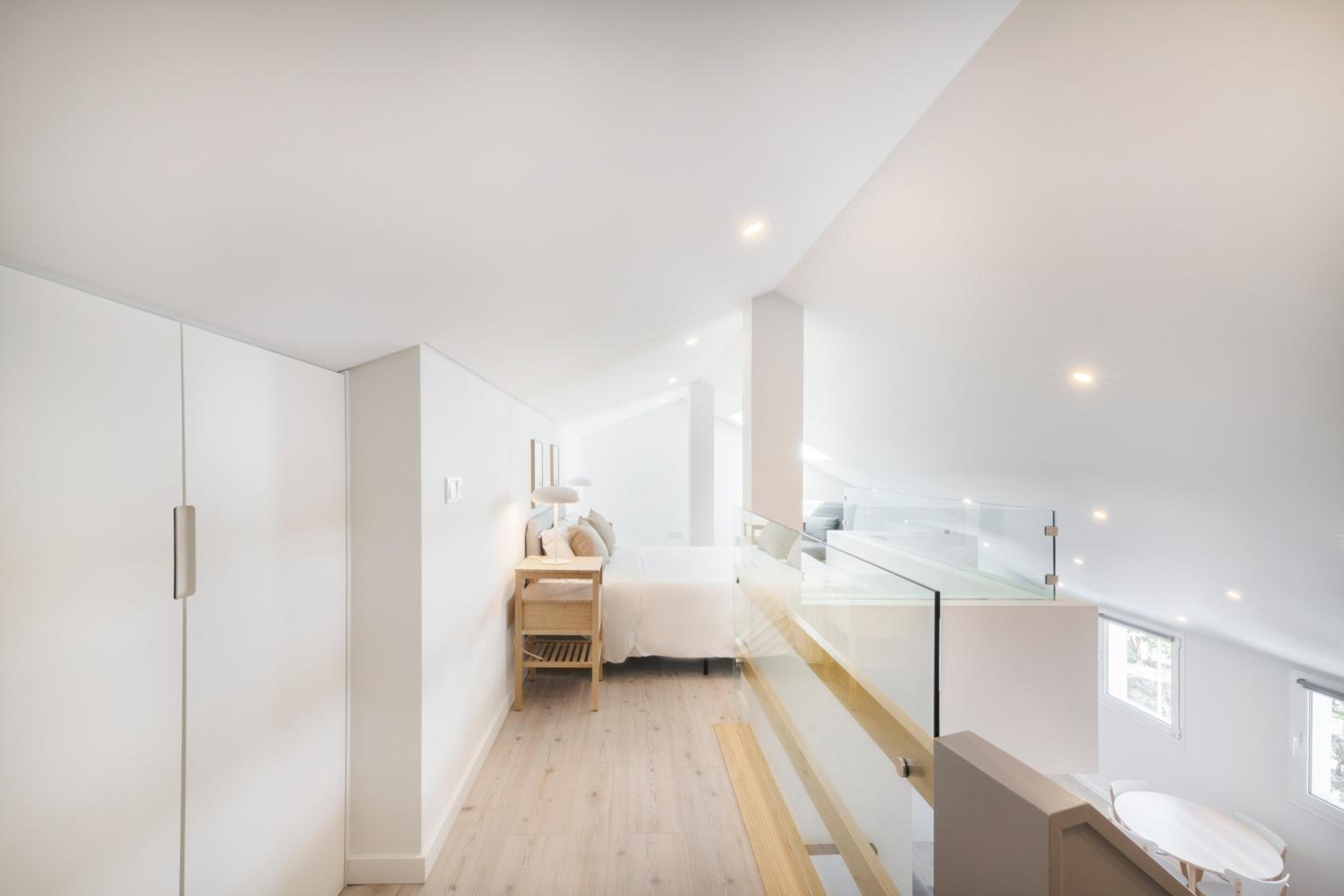 Duplex Suite - Photo 10