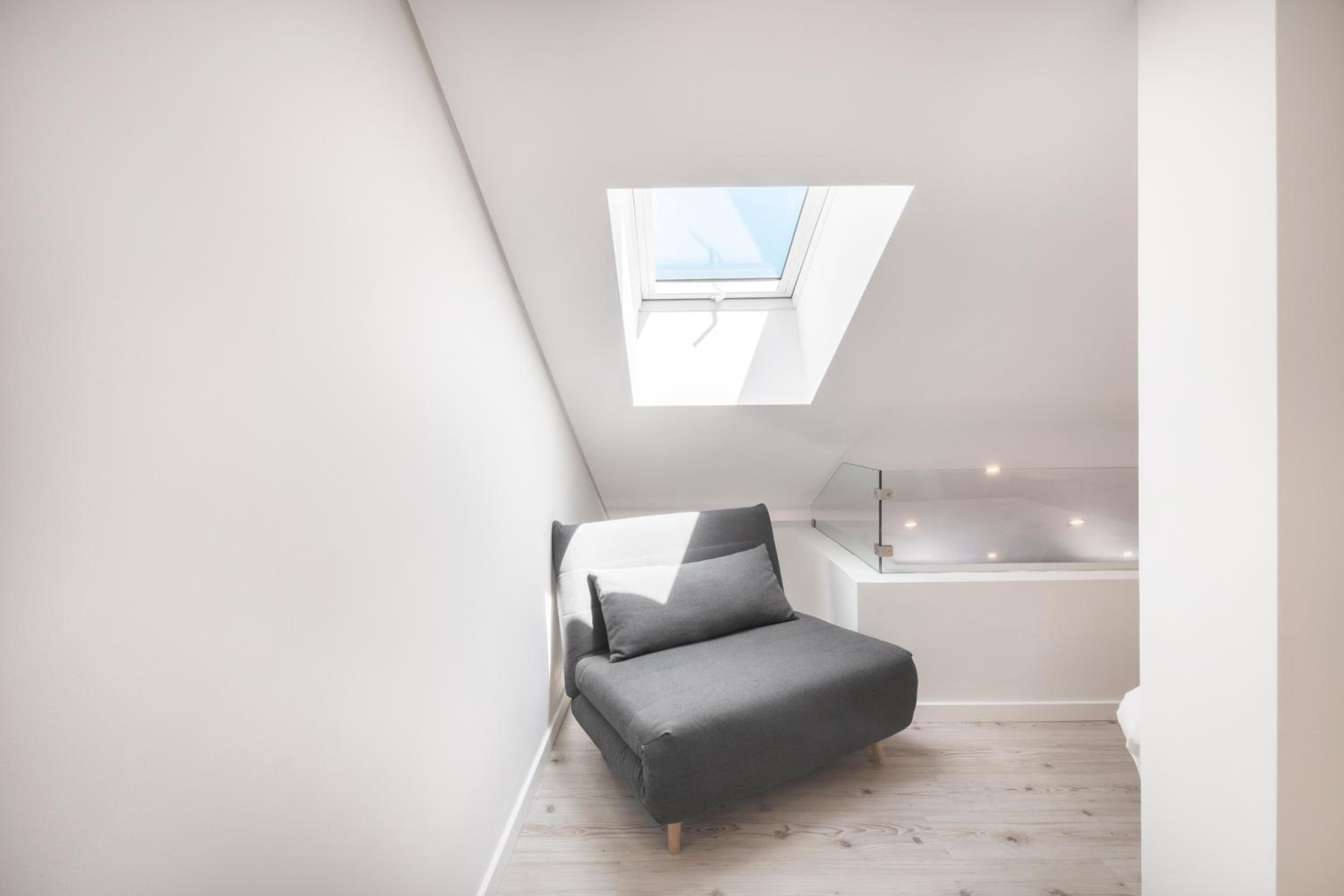 Duplex Suite - Photo 5