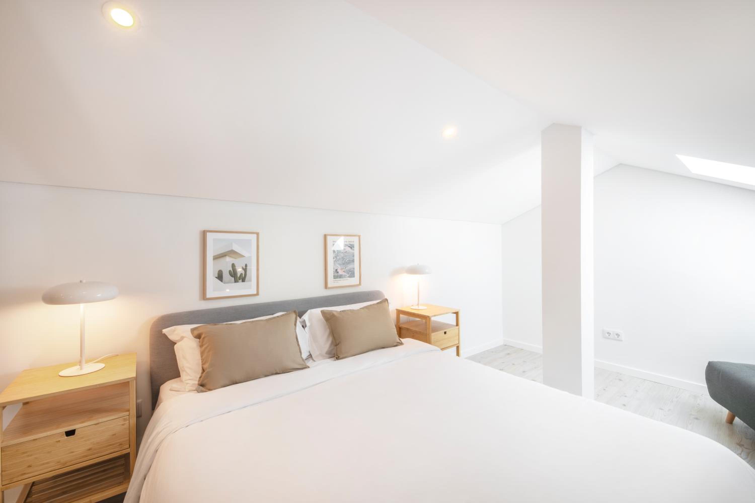Duplex Suite - Photo 7