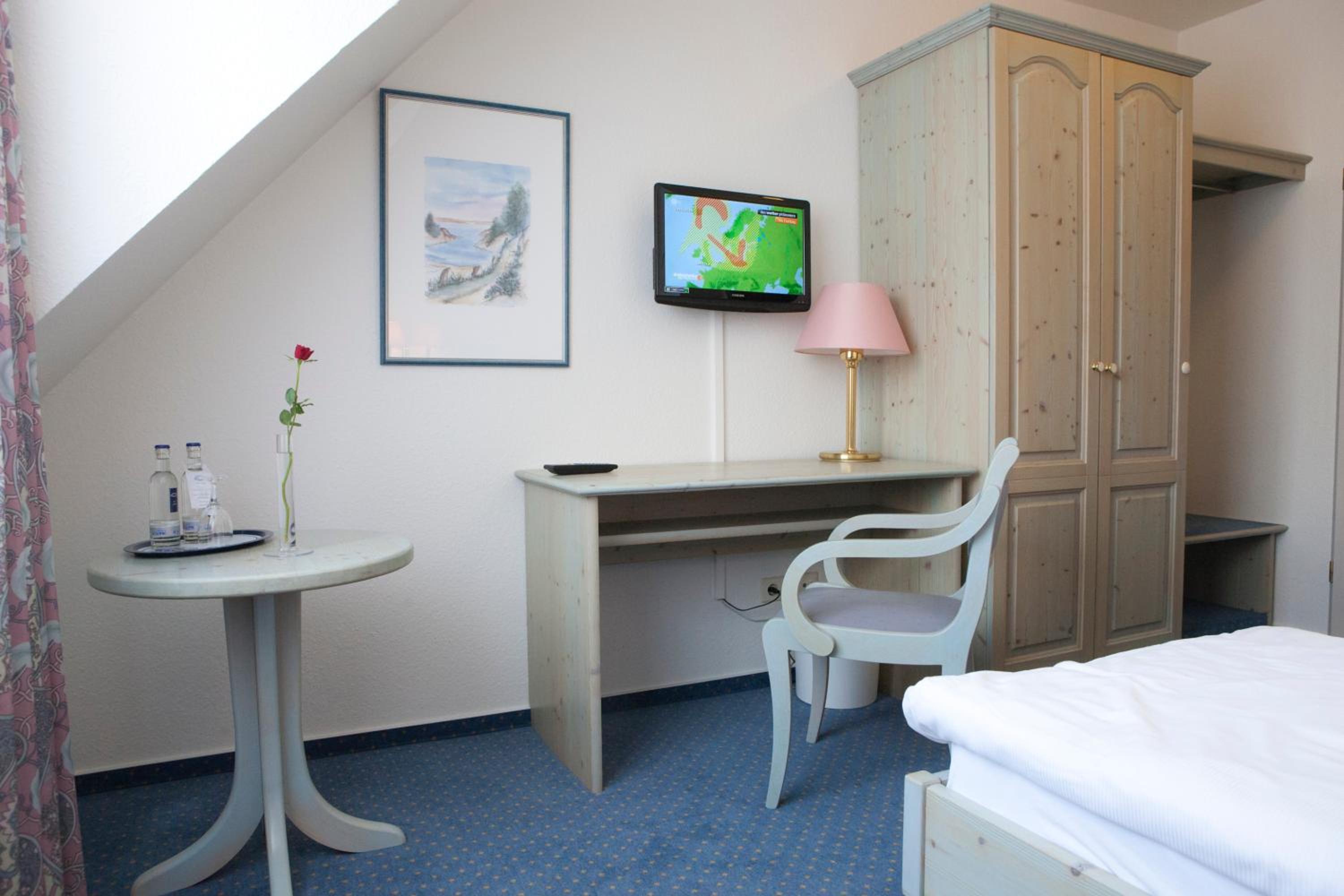 Single Room photo 1