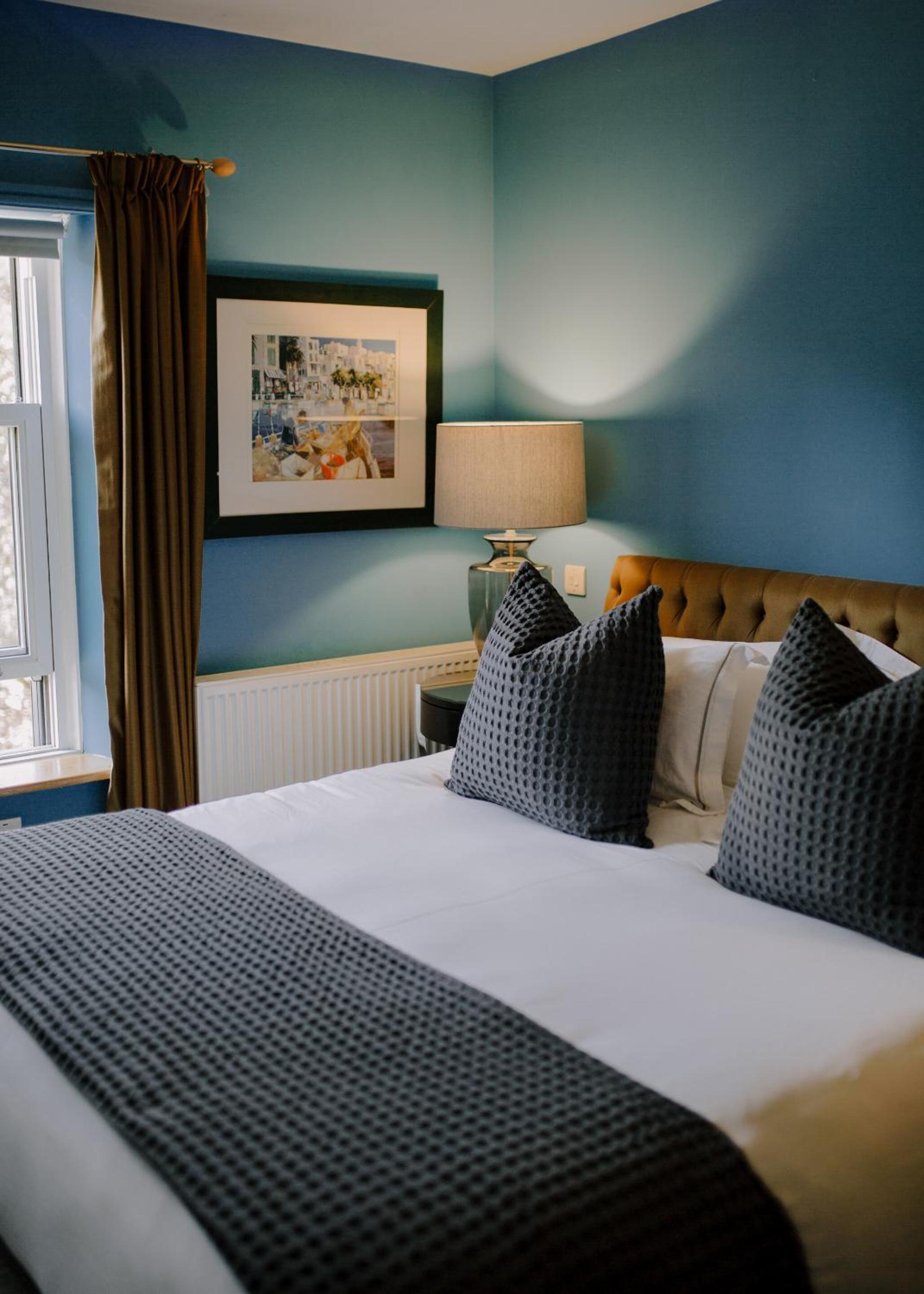 Superior King Room - Photo 2