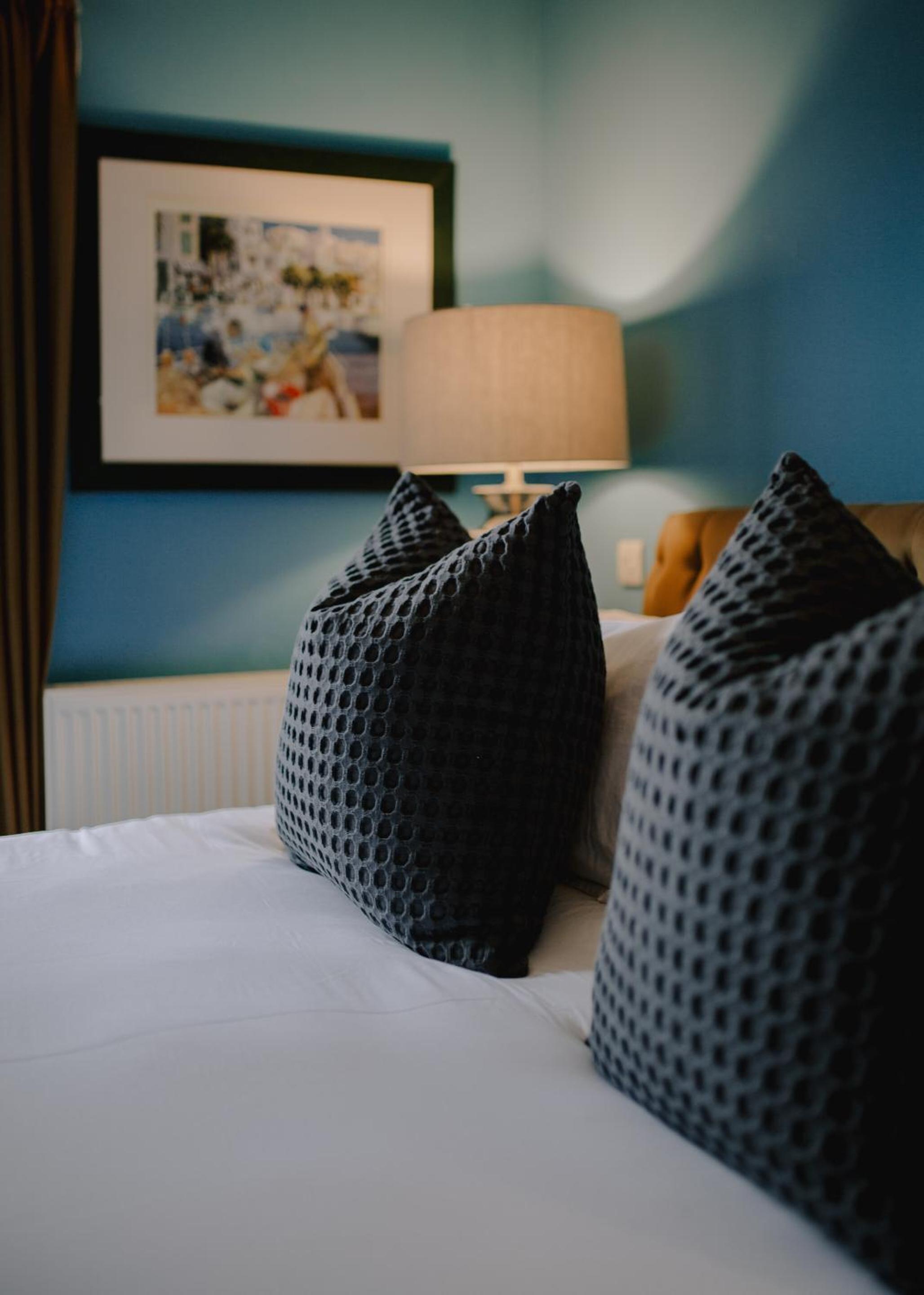 Superior King Room - Photo 4