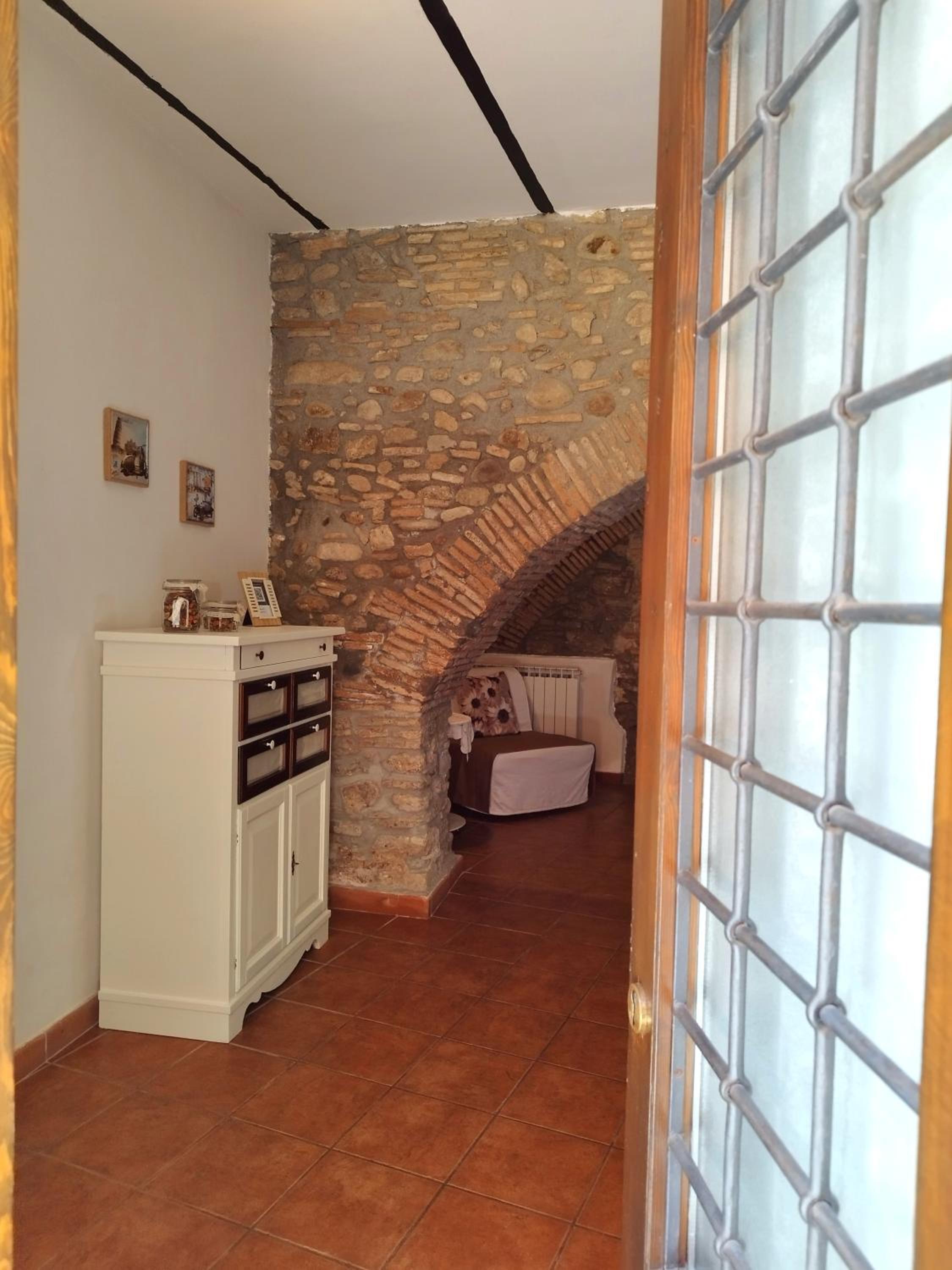 Apartment - Ground Floor - Photo 1