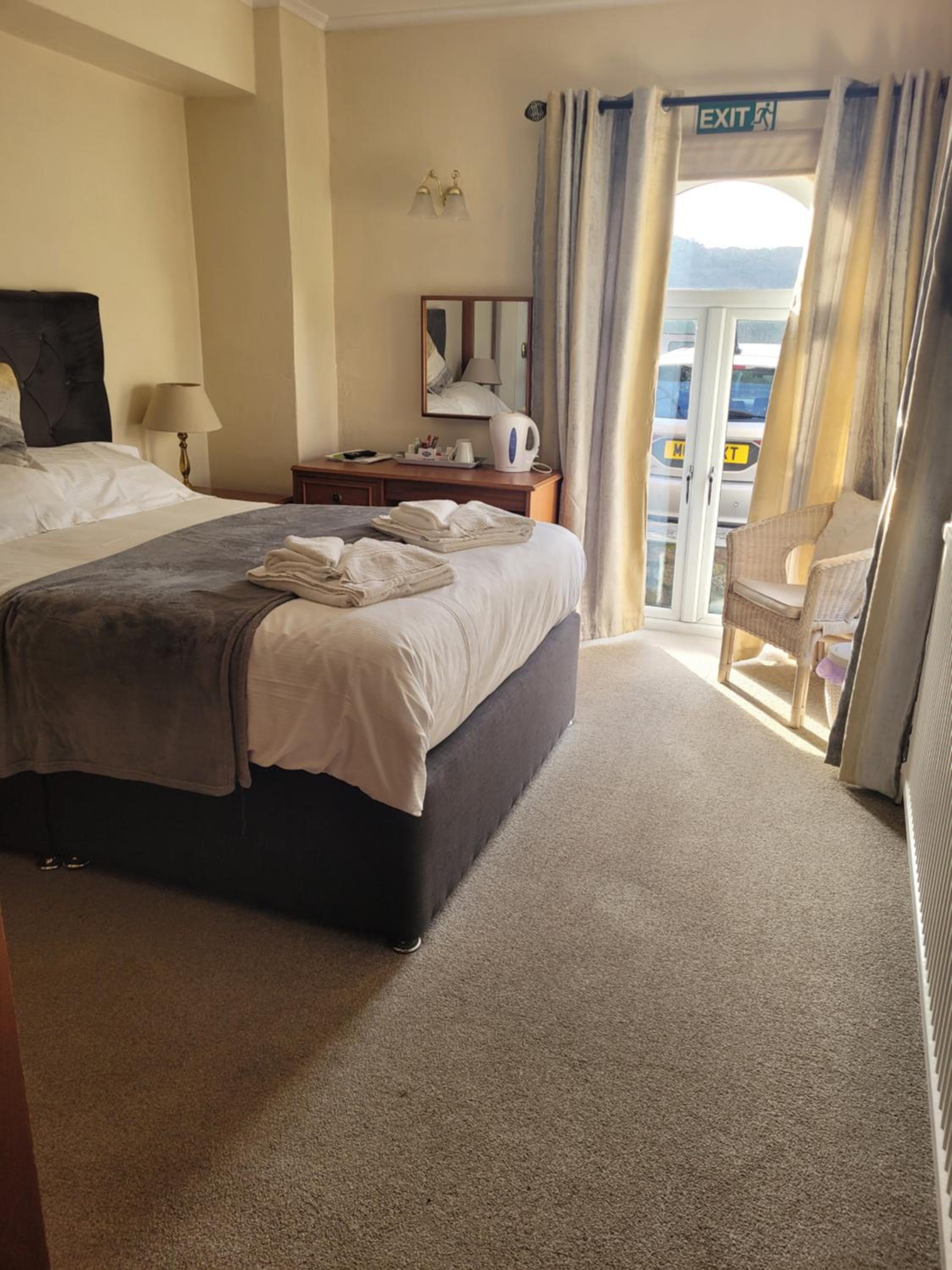 Standard Double Room photo 3