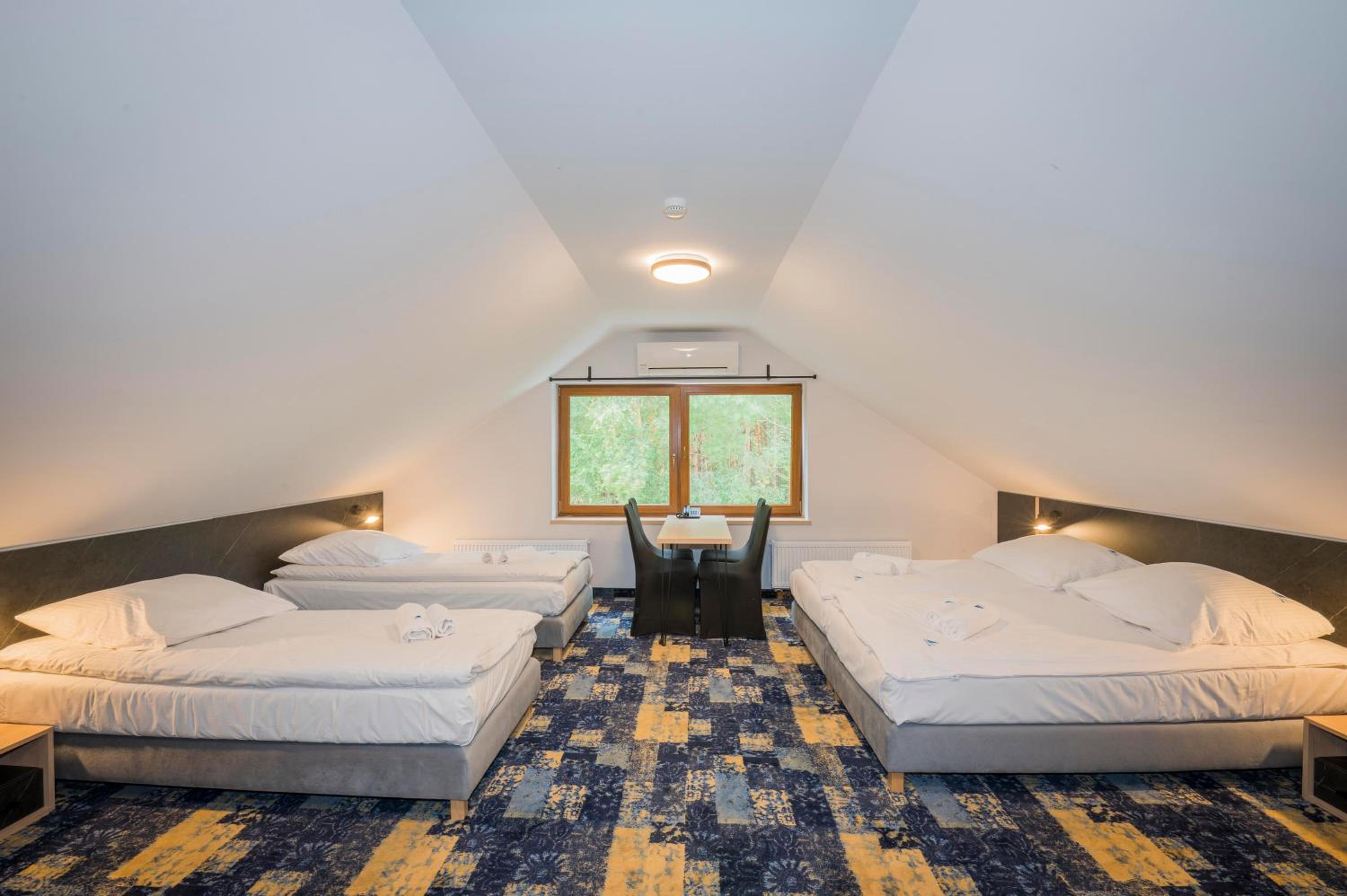 Premium Quadruple Room - Photo 1