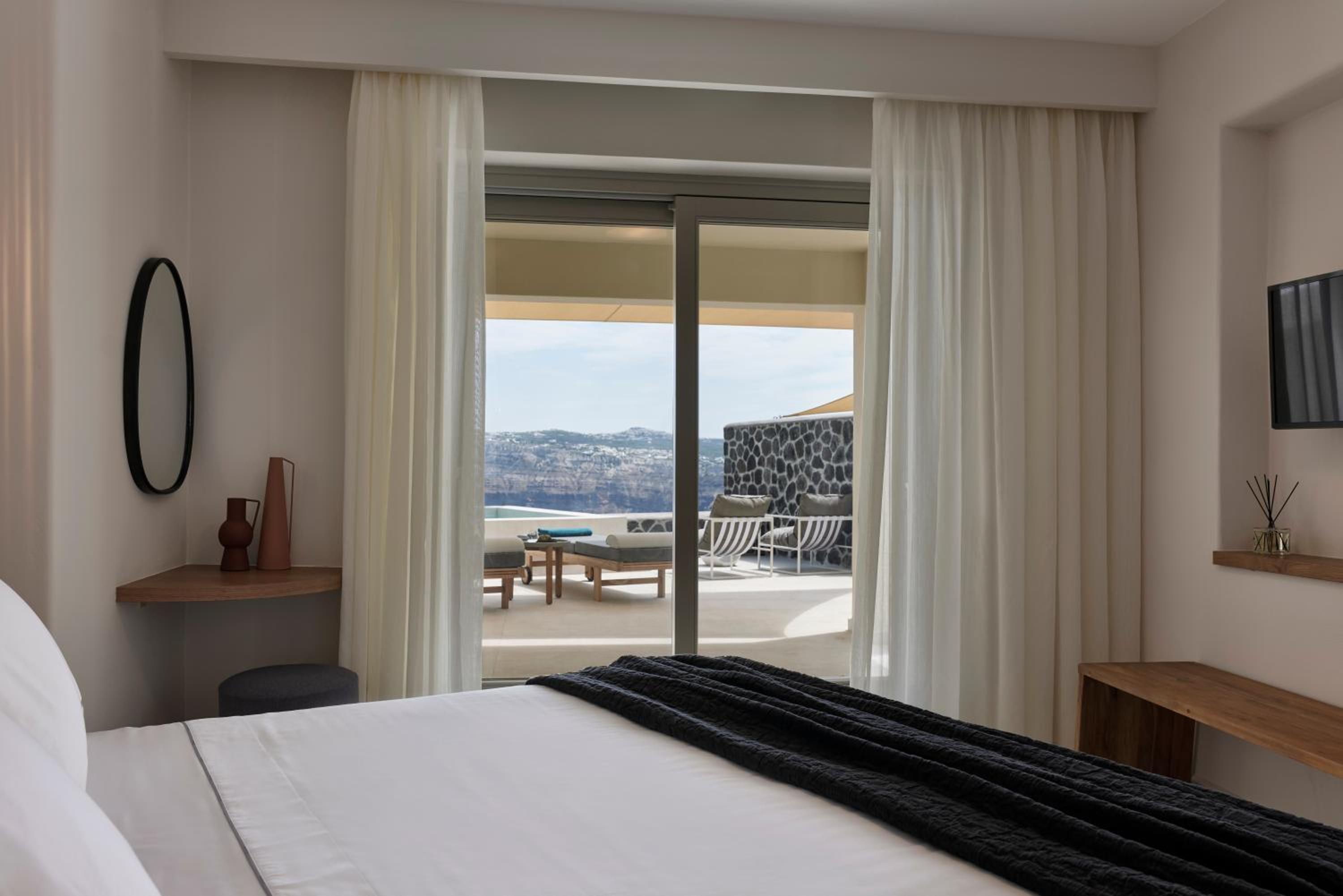 Junior Suite Sea View with Private pool - Photo 1