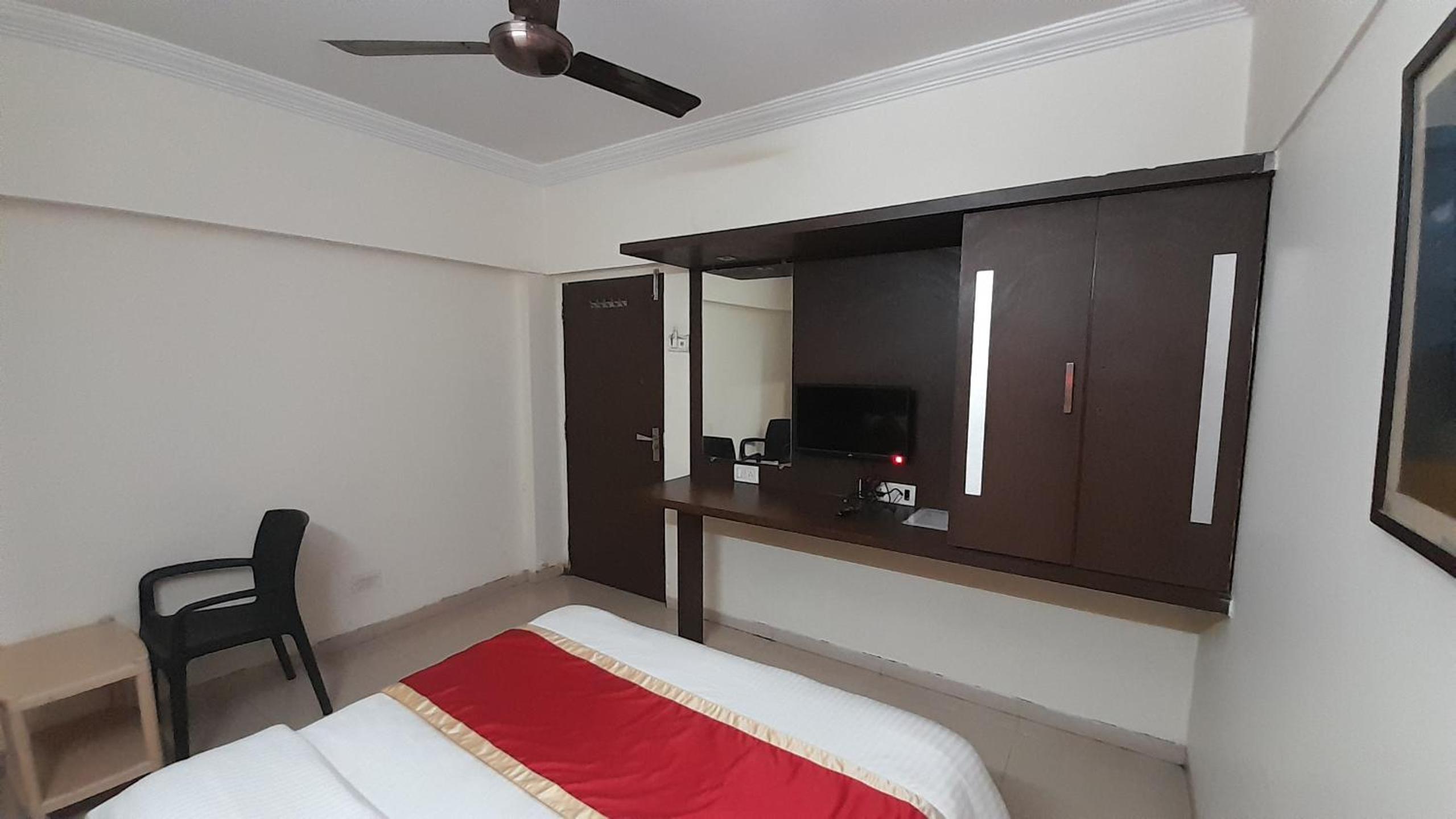 Deluxe Double Room photo 2