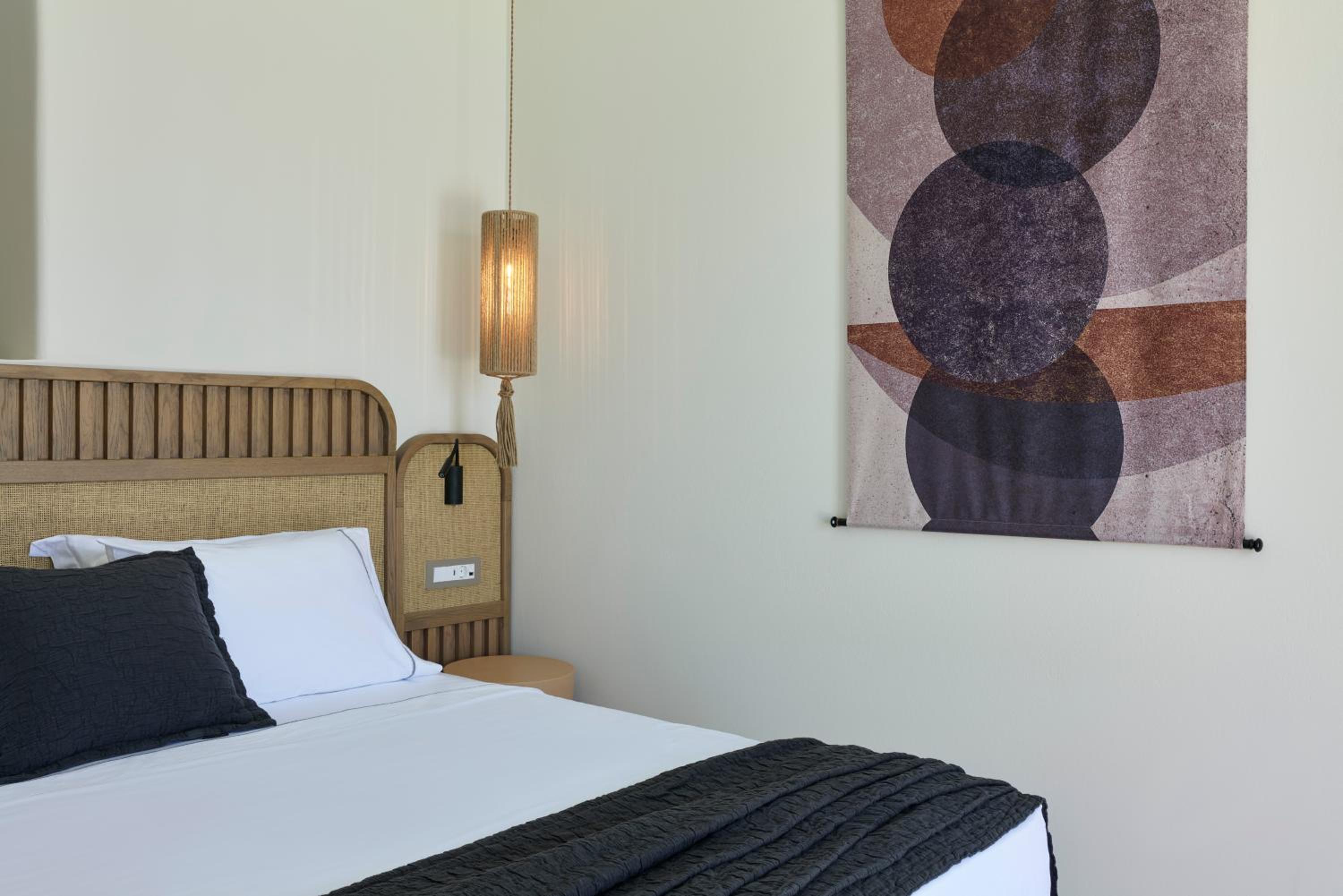 Family Suite Sea View with Private Pool - Photo 2