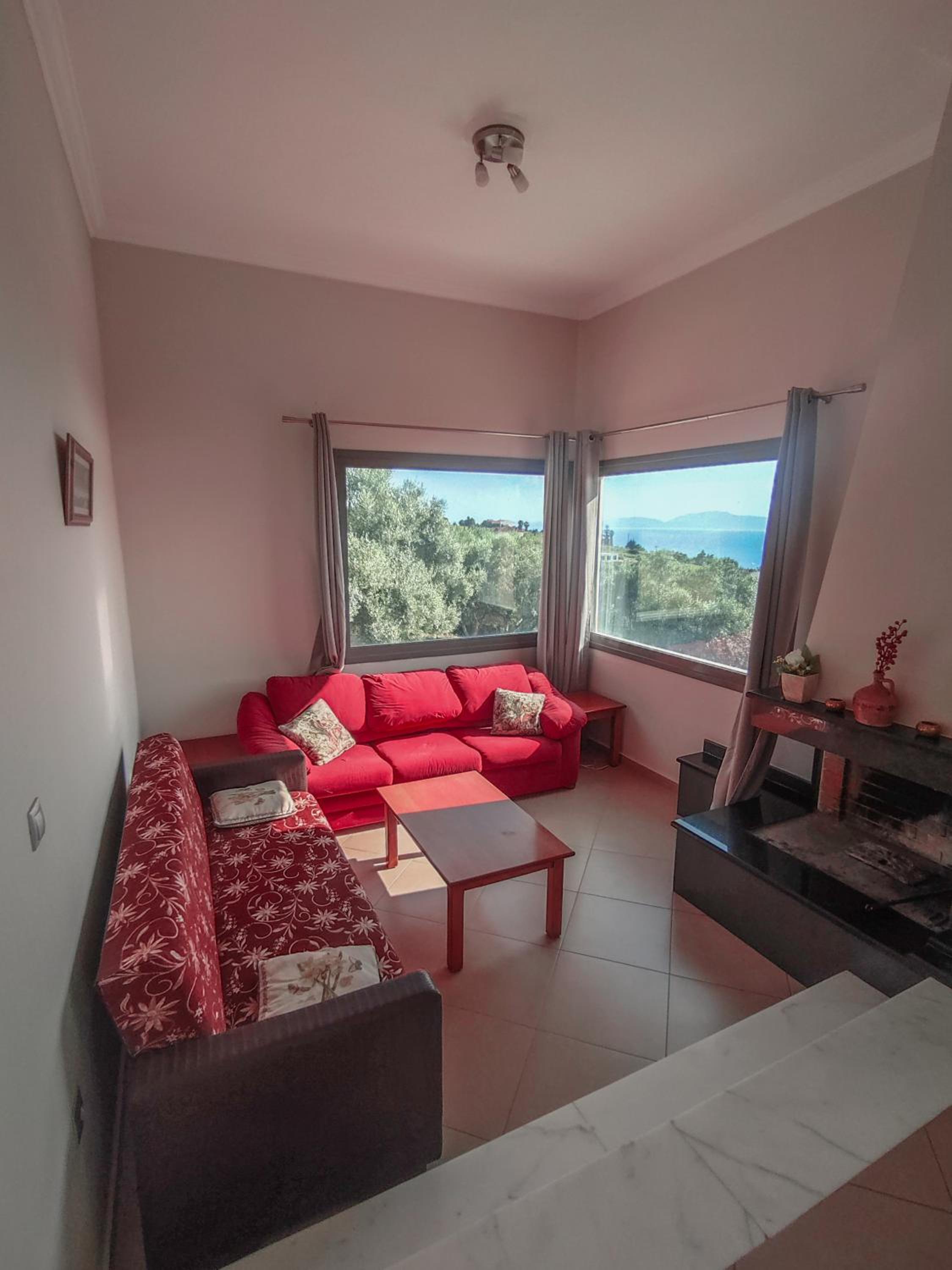 Four-Bedroom House photo 1