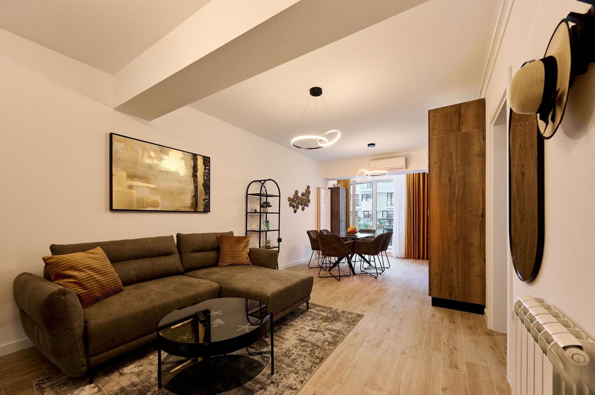 One-Bedroom Apartment photo 2