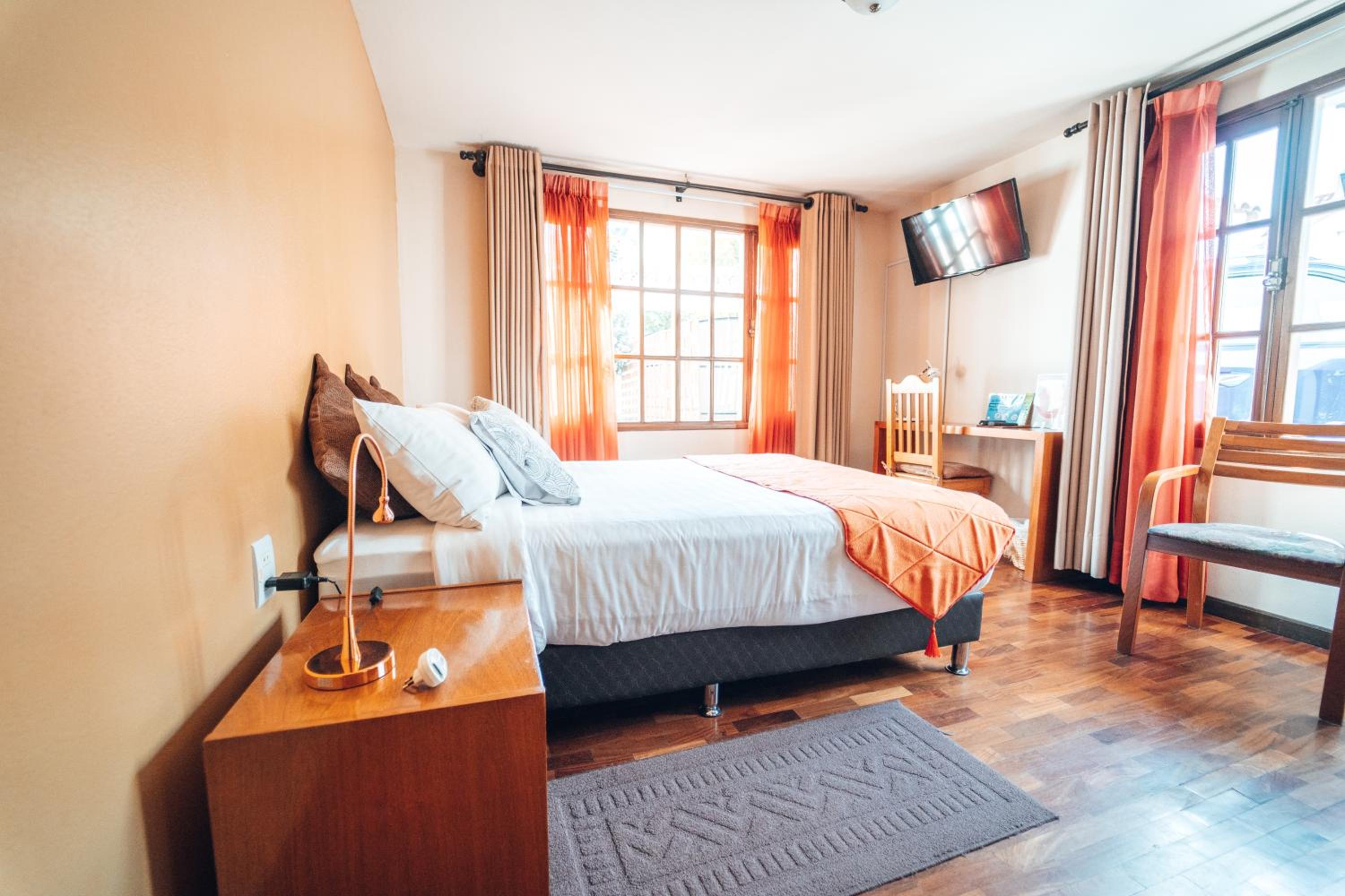 Deluxe Double Room with Shower photo 2