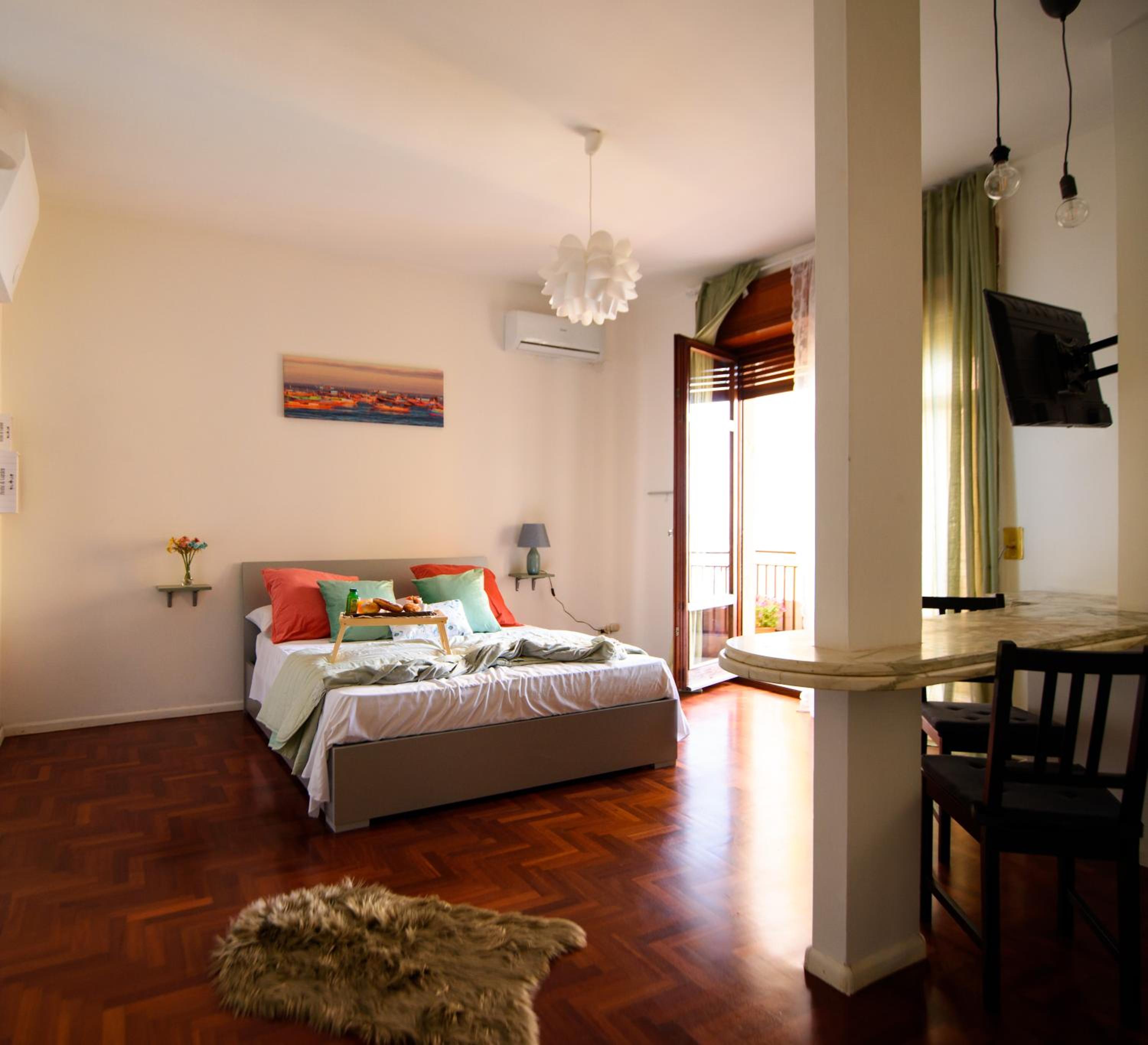 Studio Apartment With Sea View