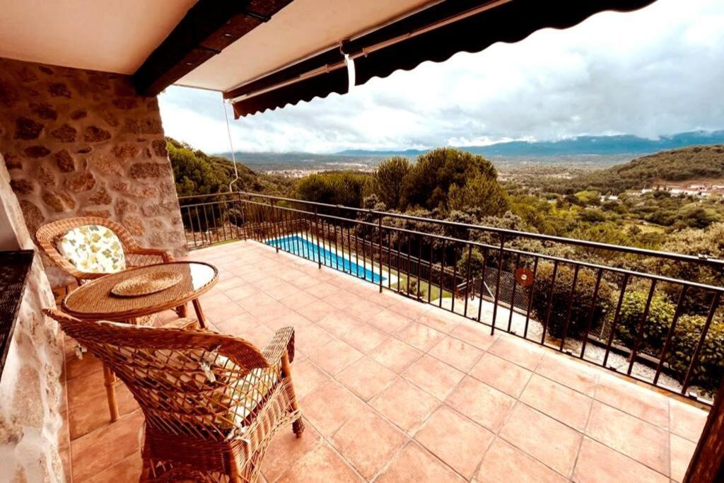 Villa photo 2