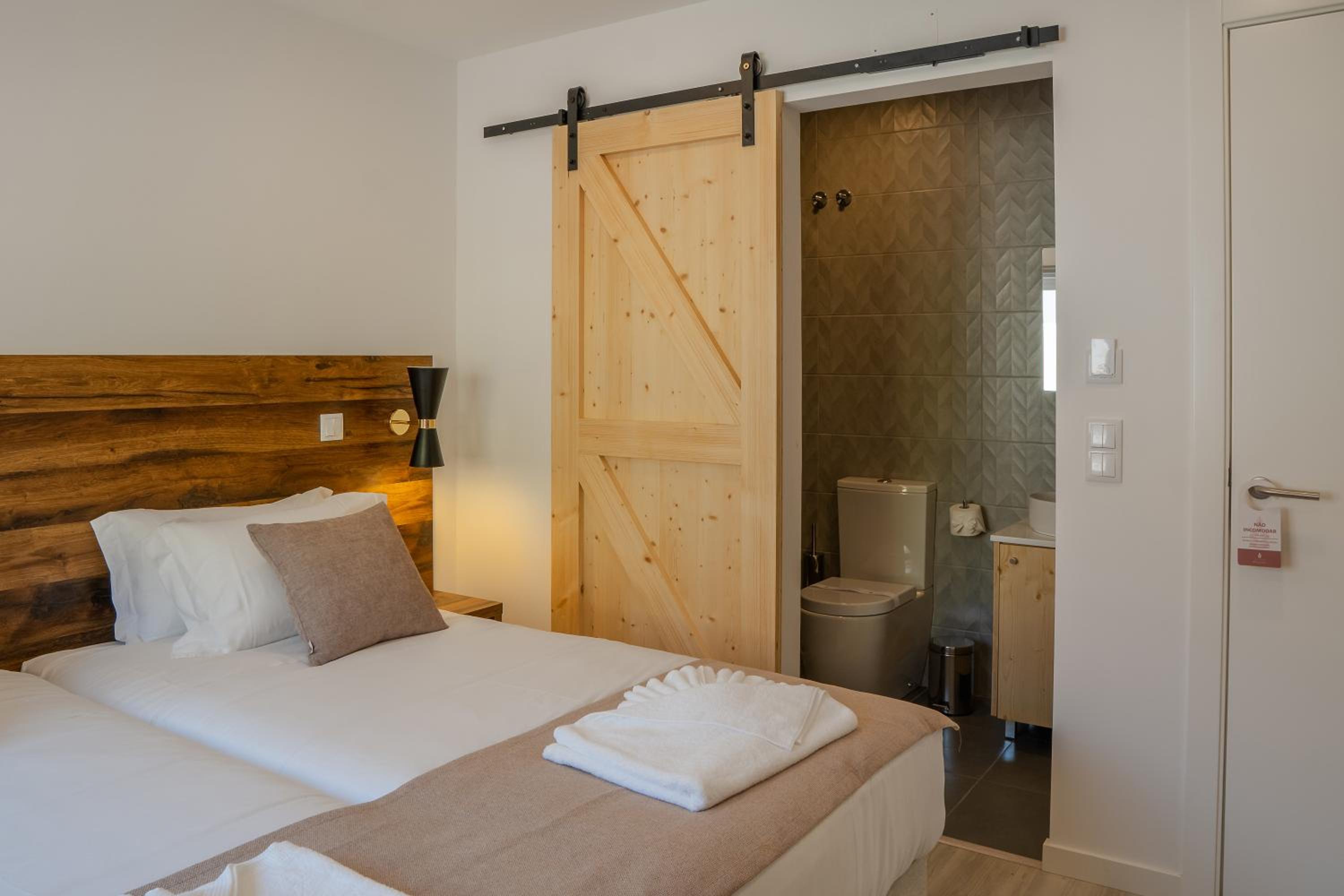 Double or Twin Room photo 3