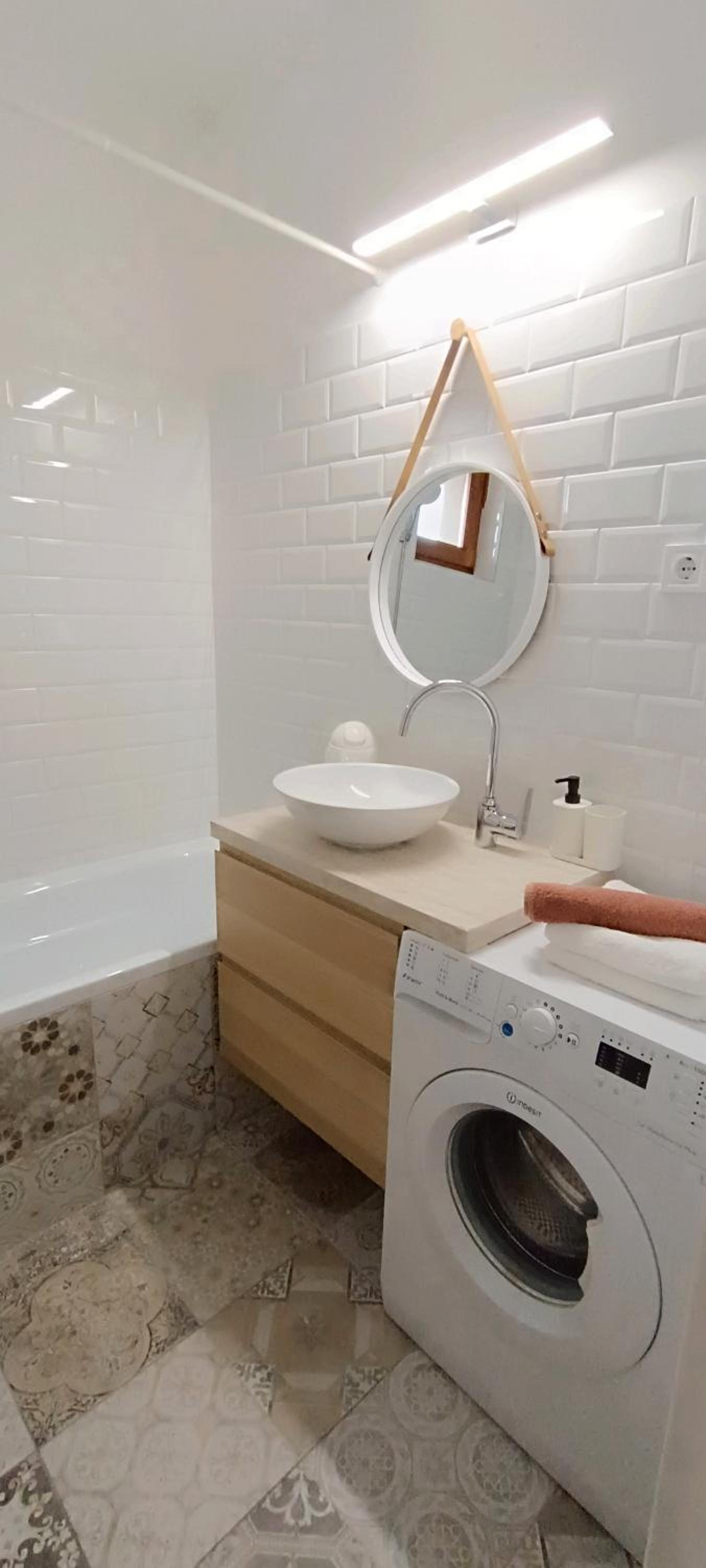 Studio Apartment photo 2