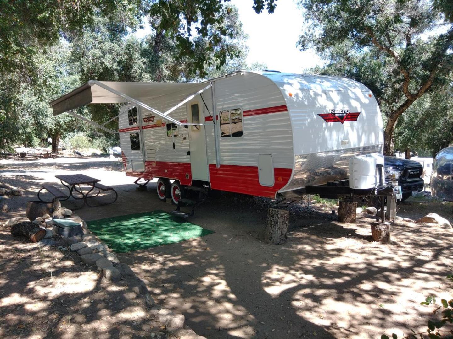 Retro Rv photo 1