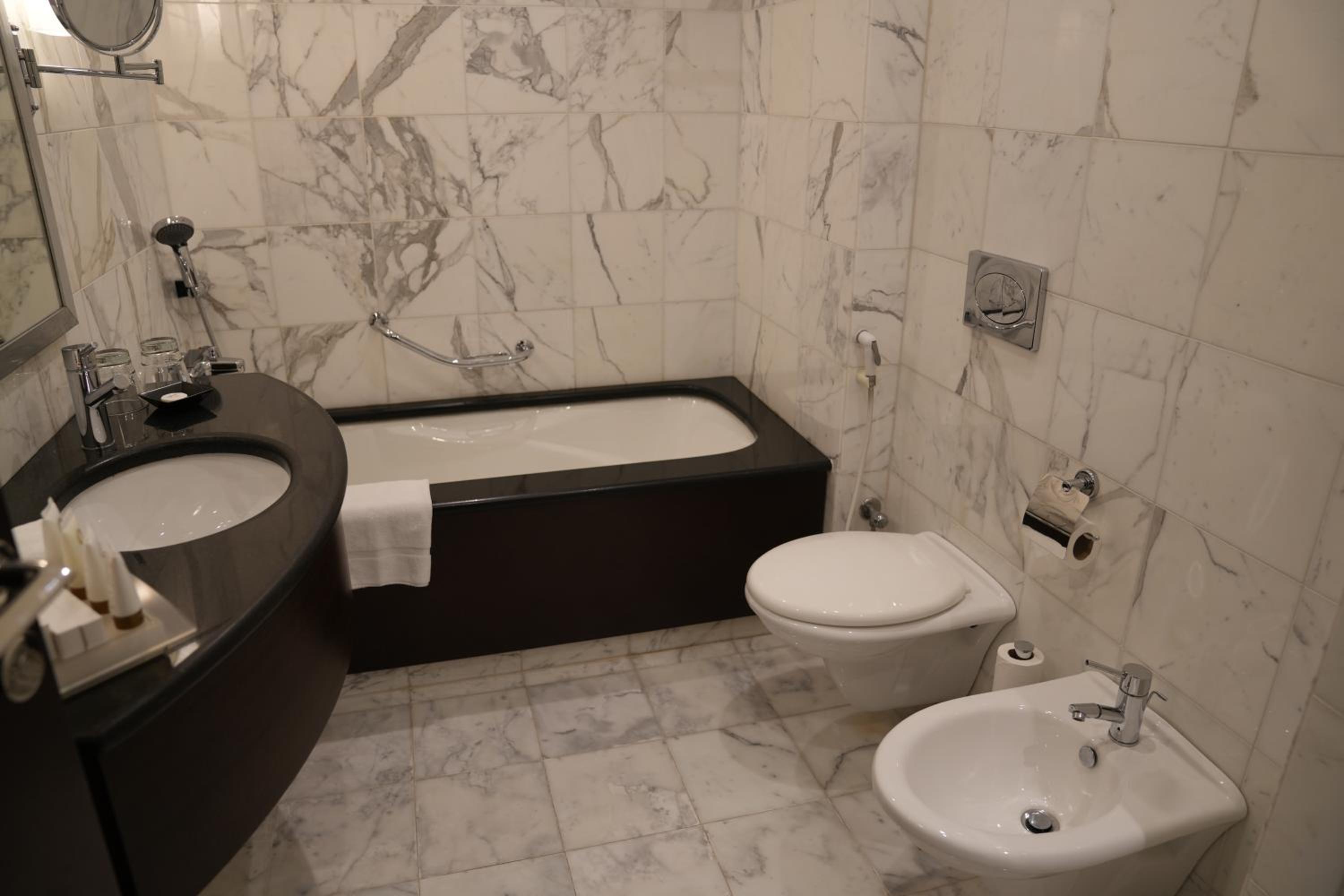 Presidential Suite photo 2