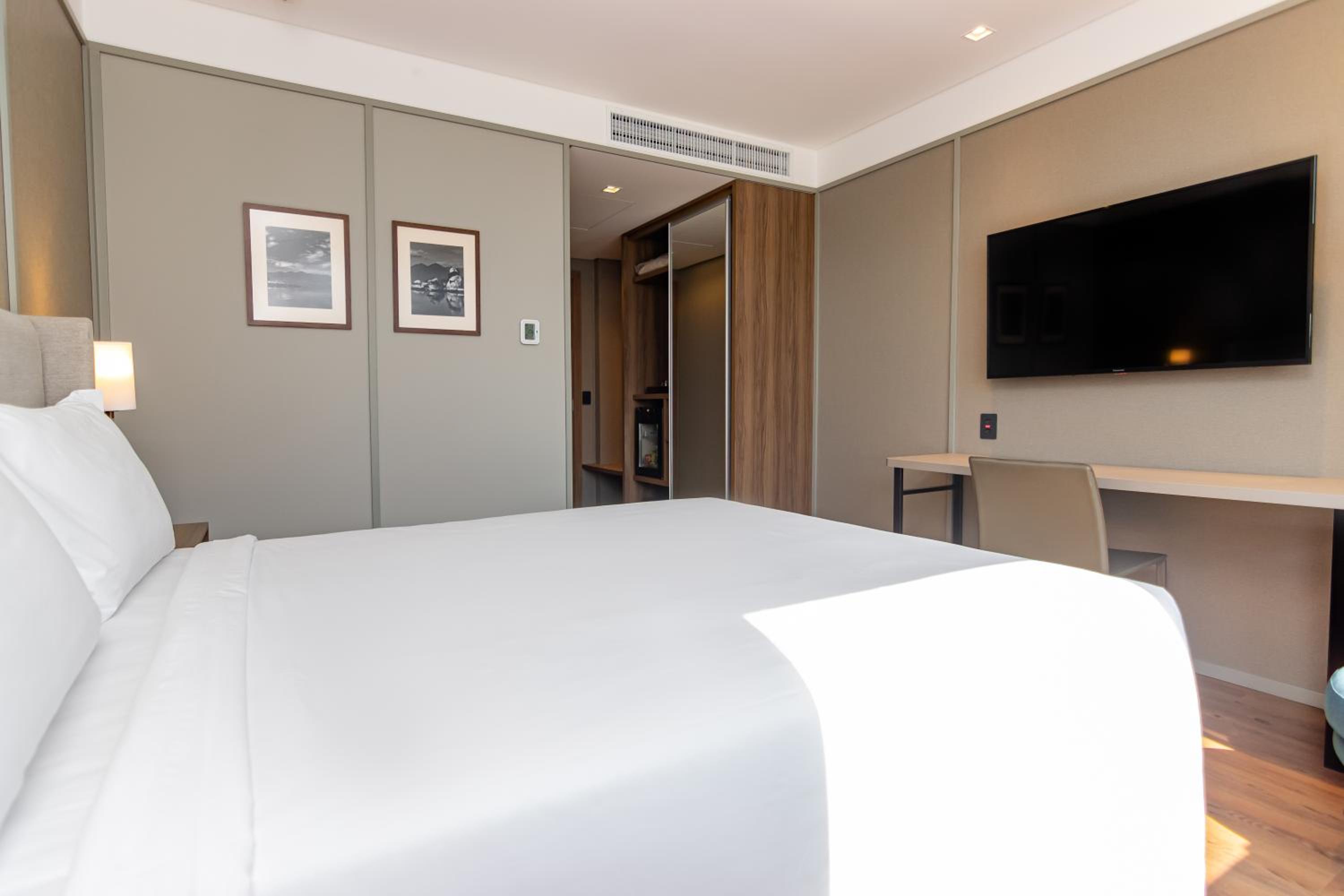 Superior Queen Room