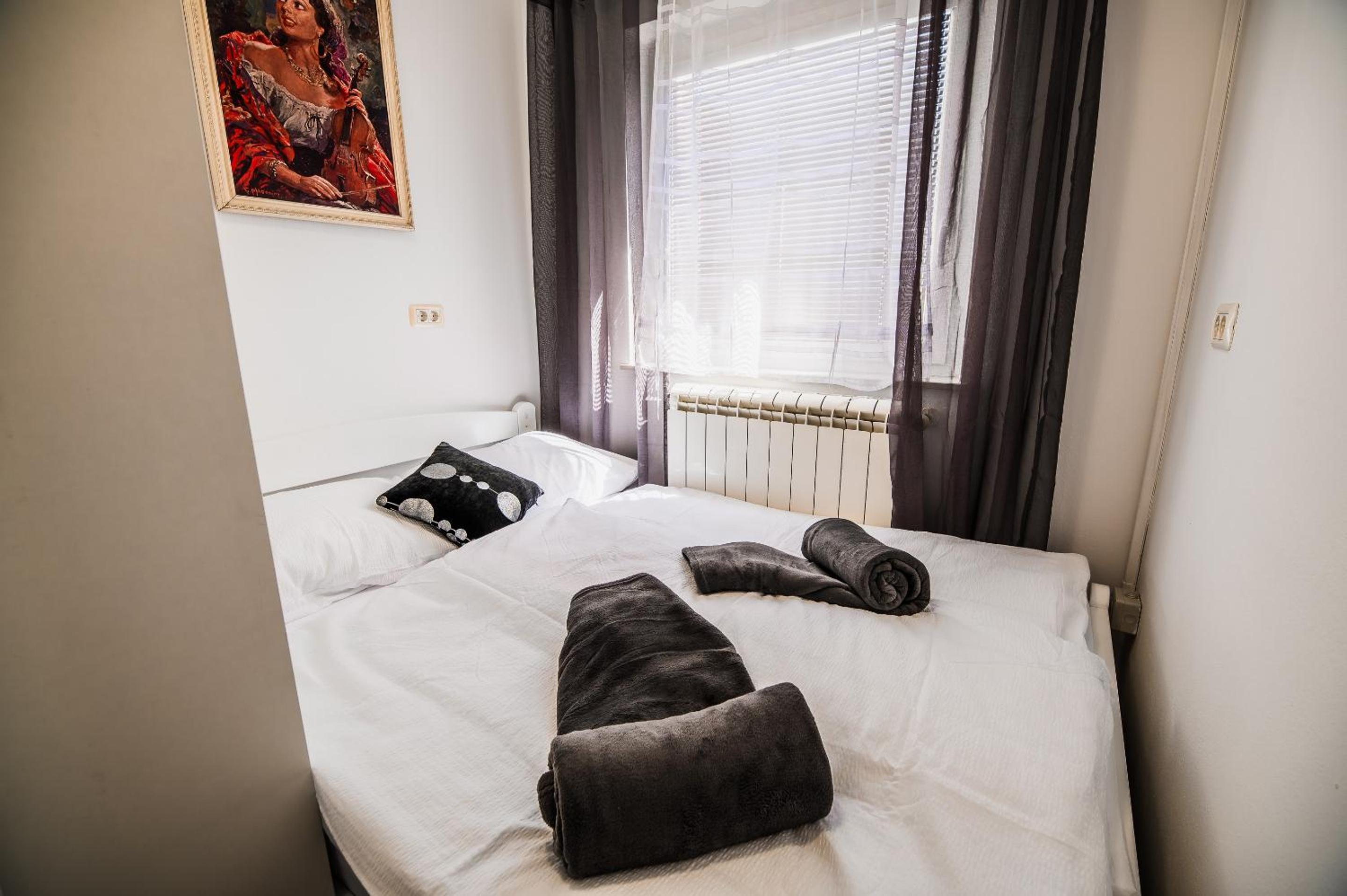 One Bedroom Apartment photo 2