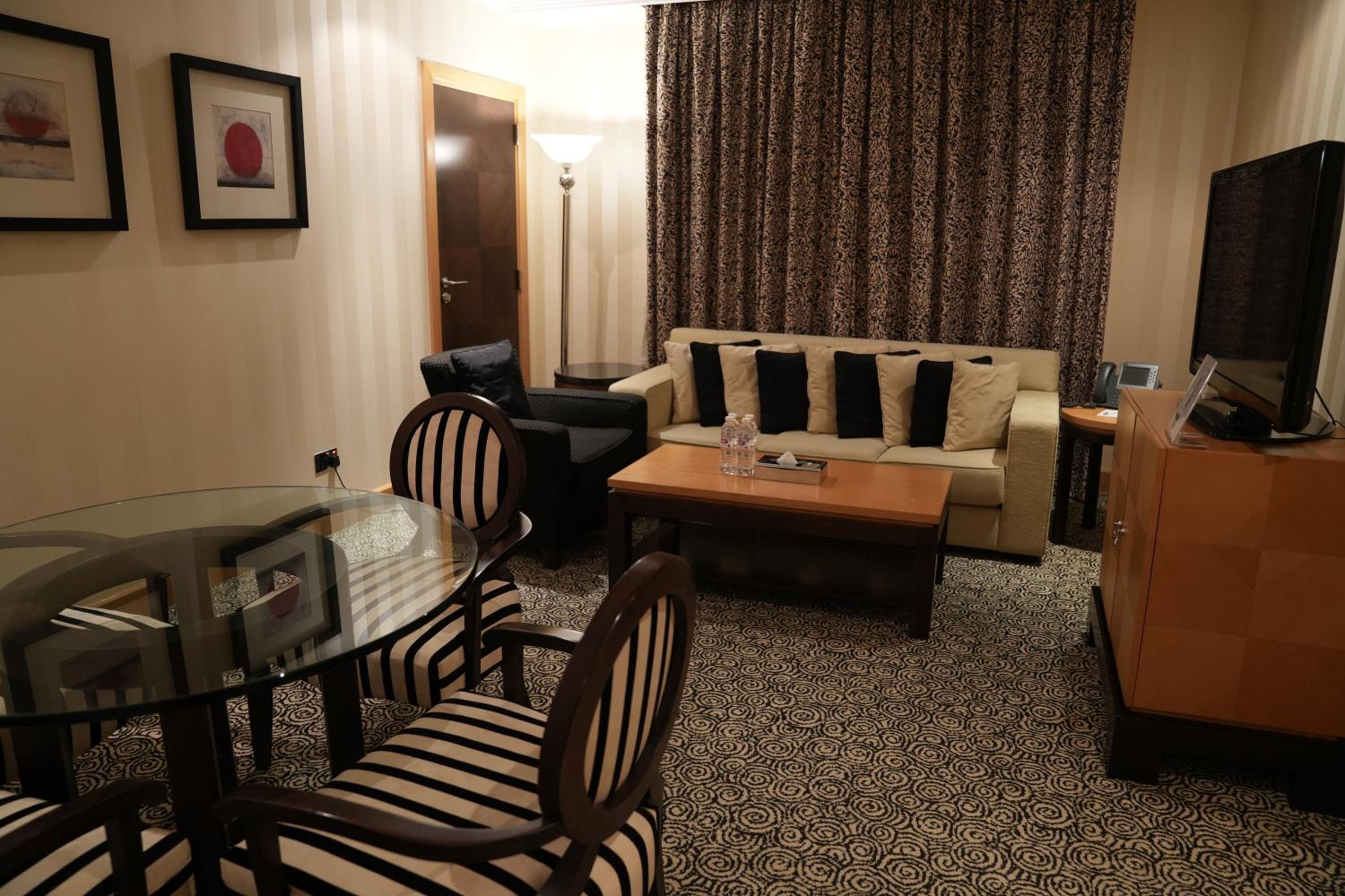 Diplomatic Suite photo 3