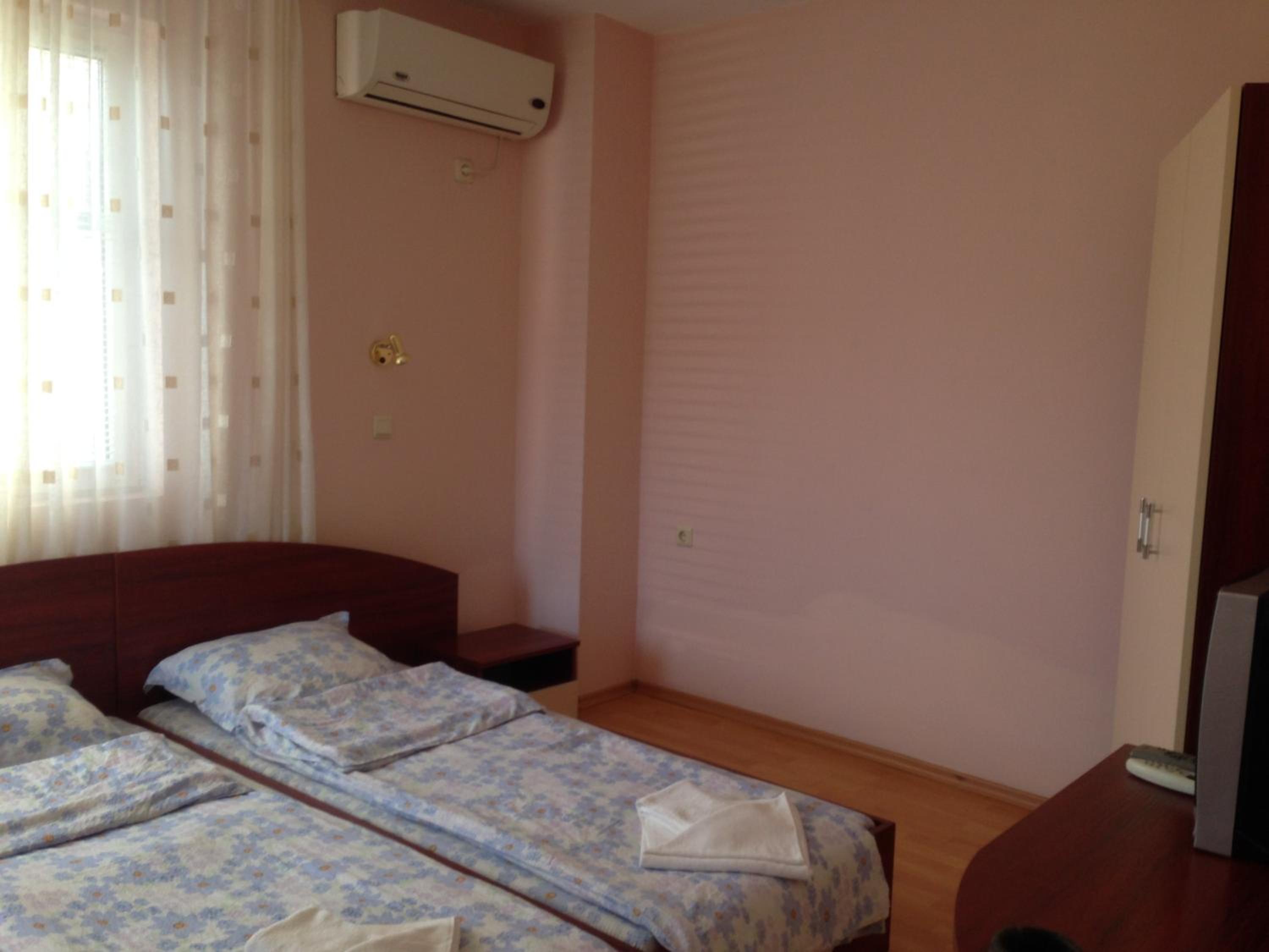Twin Room with Balcony photo 2