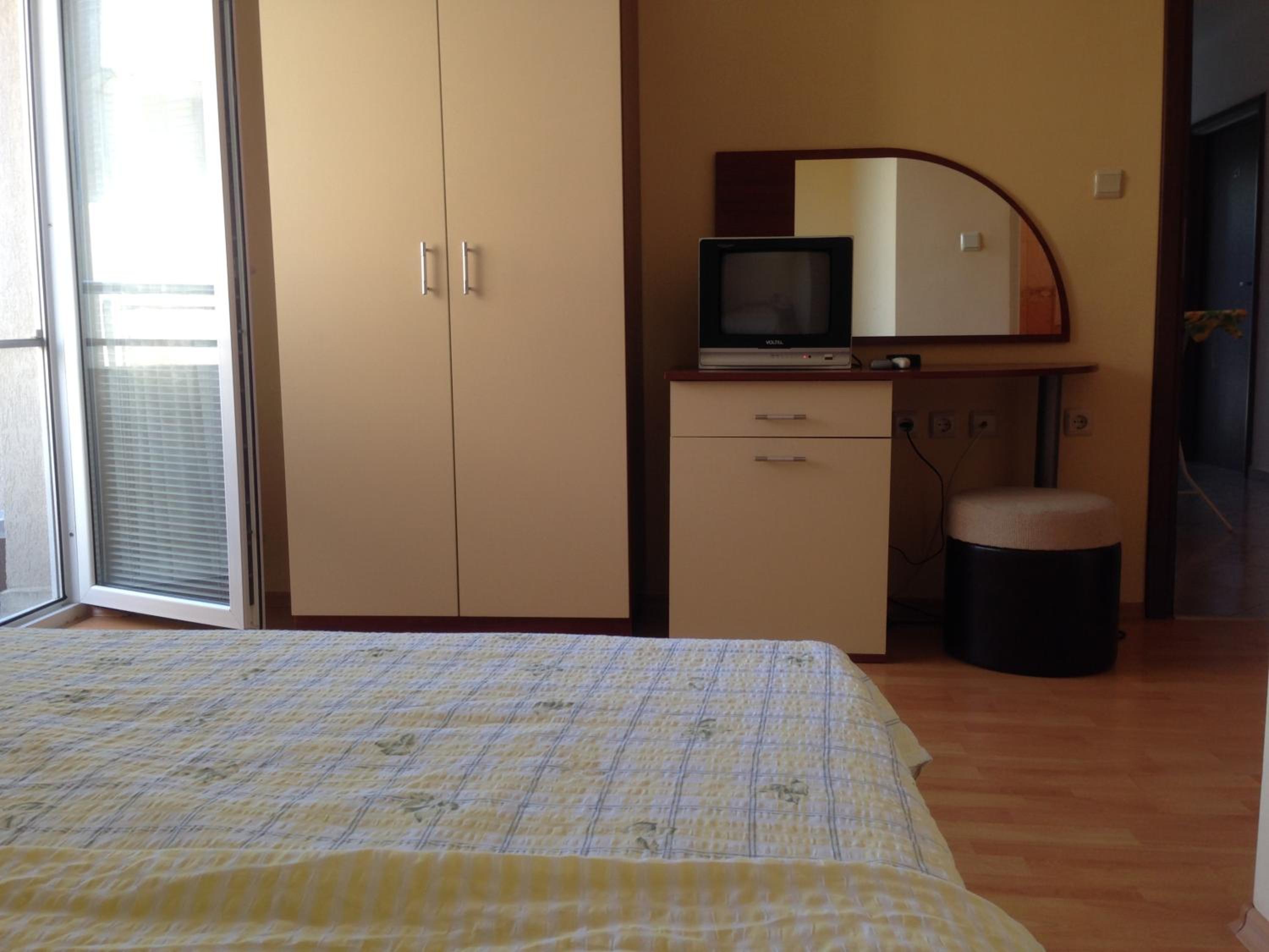 Double Room with Balcony photo 3