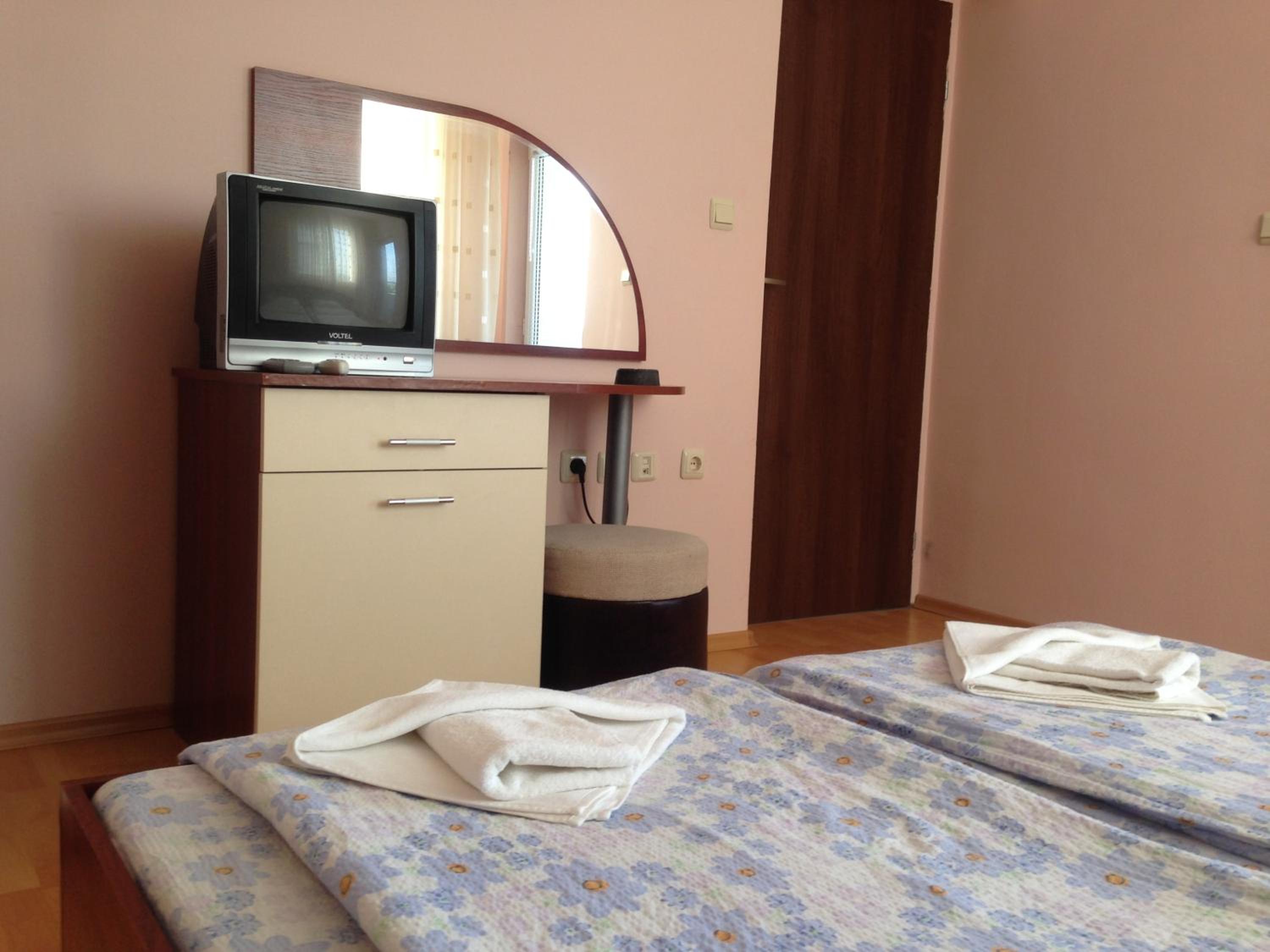 Twin Room with Balcony photo 3