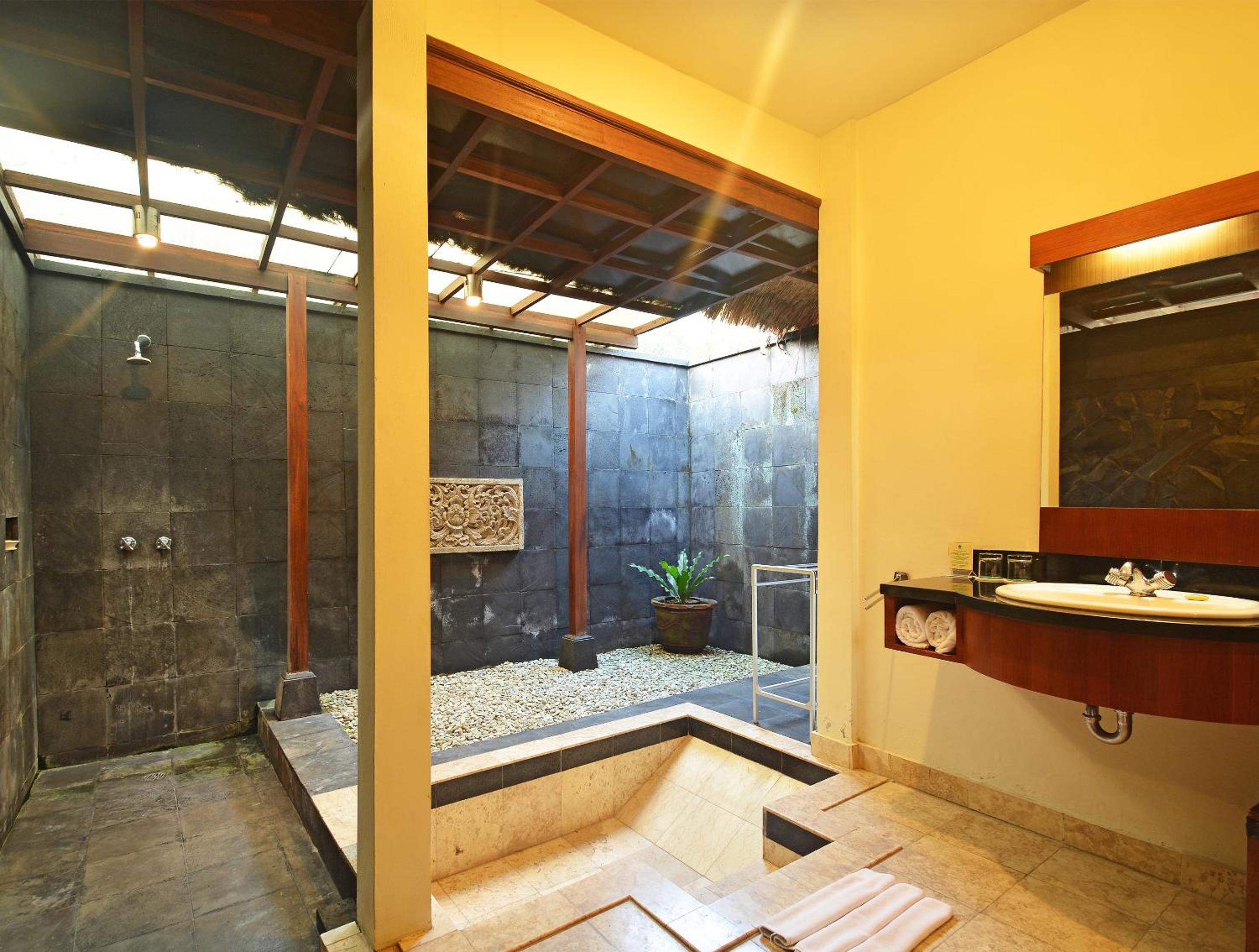 One-Bedroom Villa - Photo 10