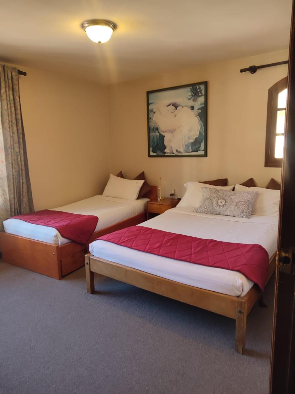 Large Twin Room photo 2
