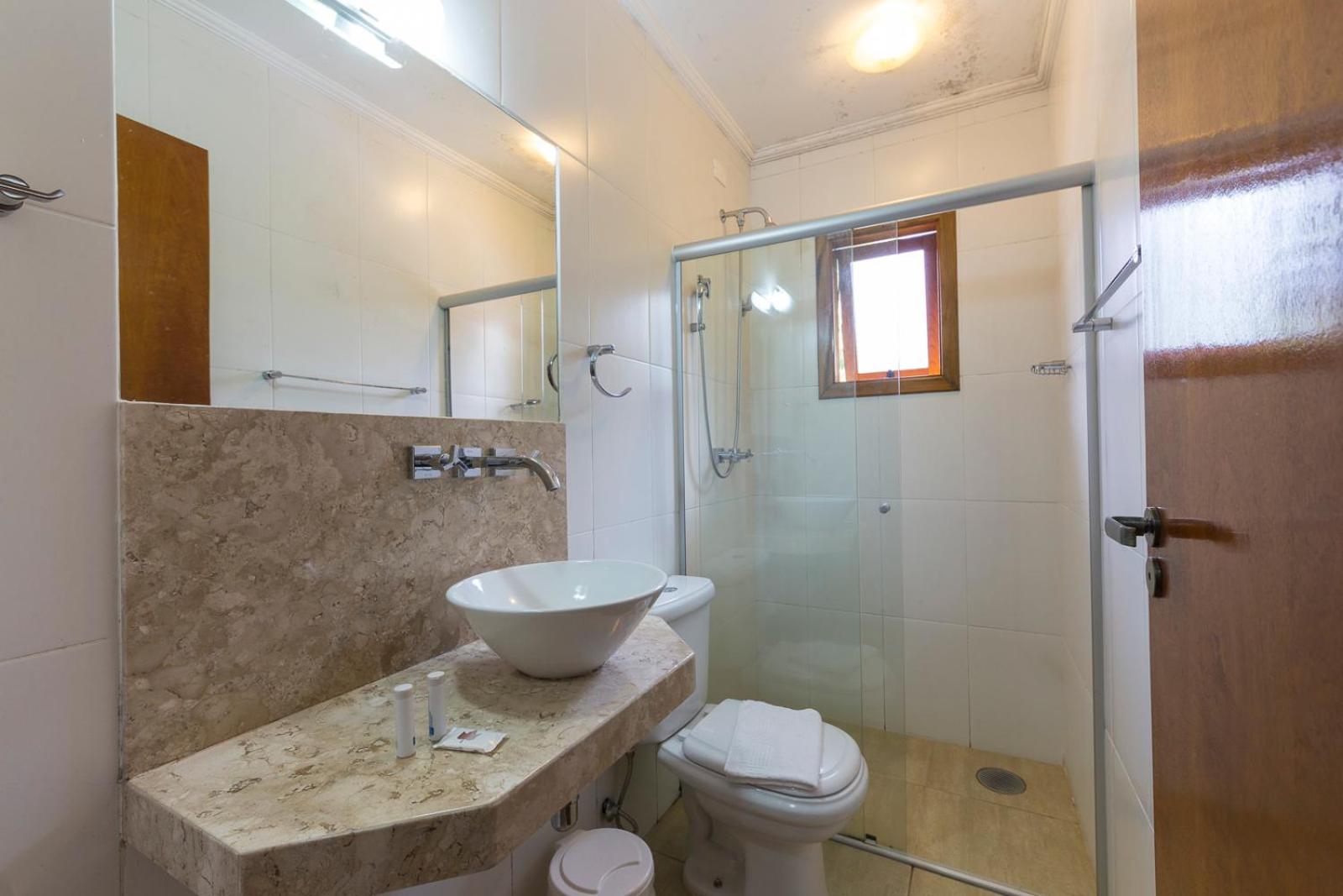 Superior Triple Standard Suite photo 3