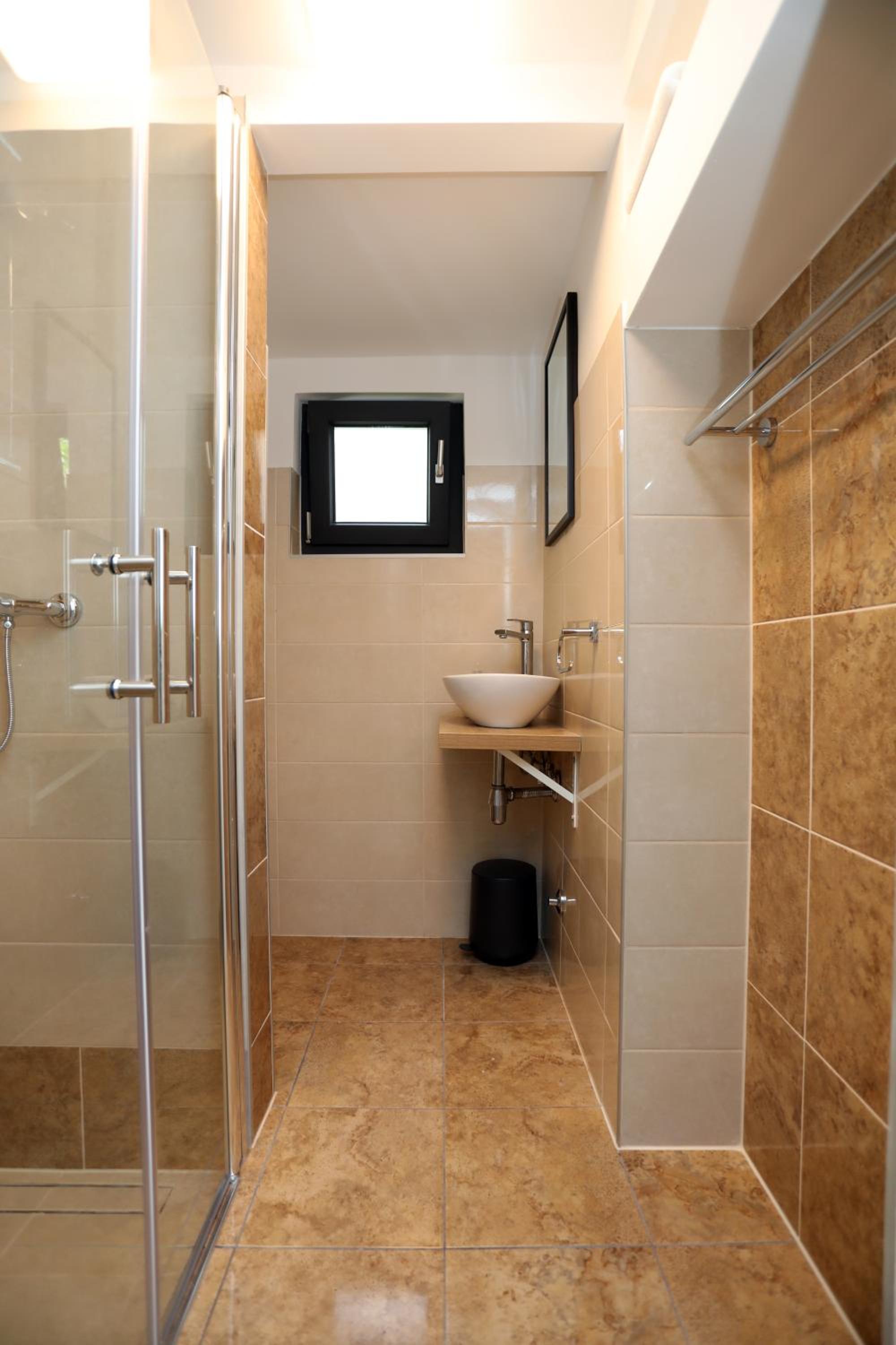 One-Bedroom House photo 2