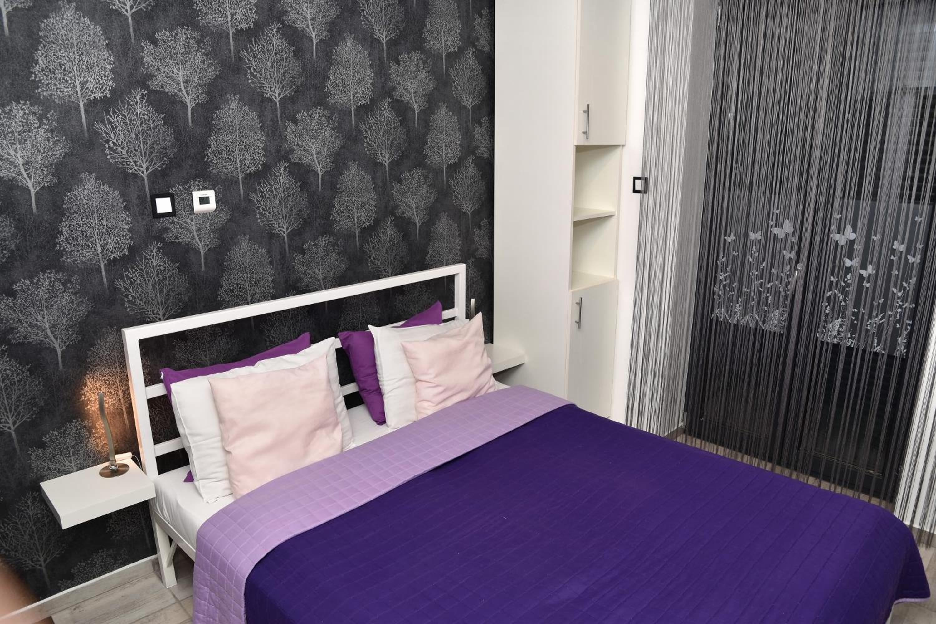 Double Room with Patio photo 1