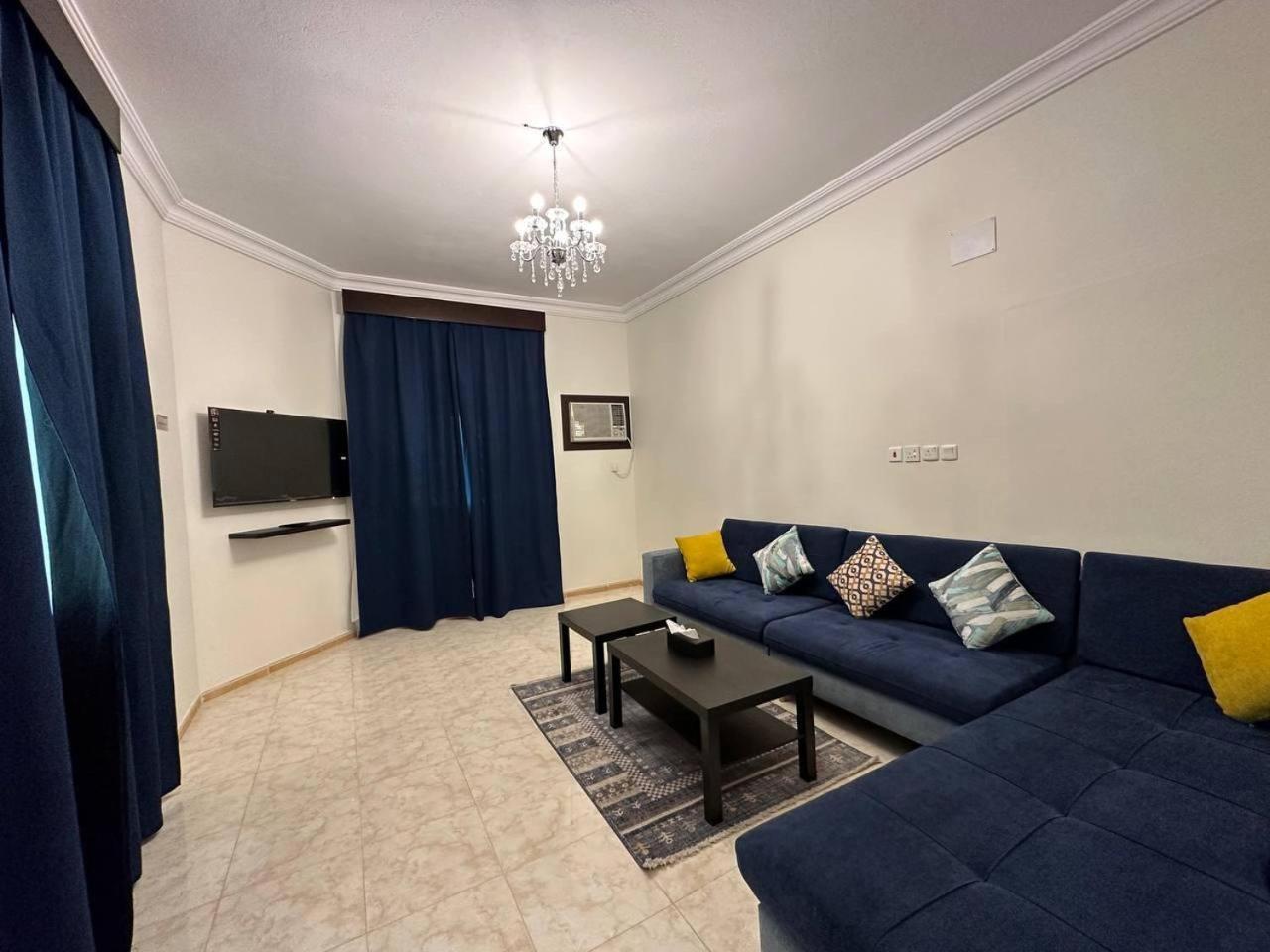 Economy Triple Room