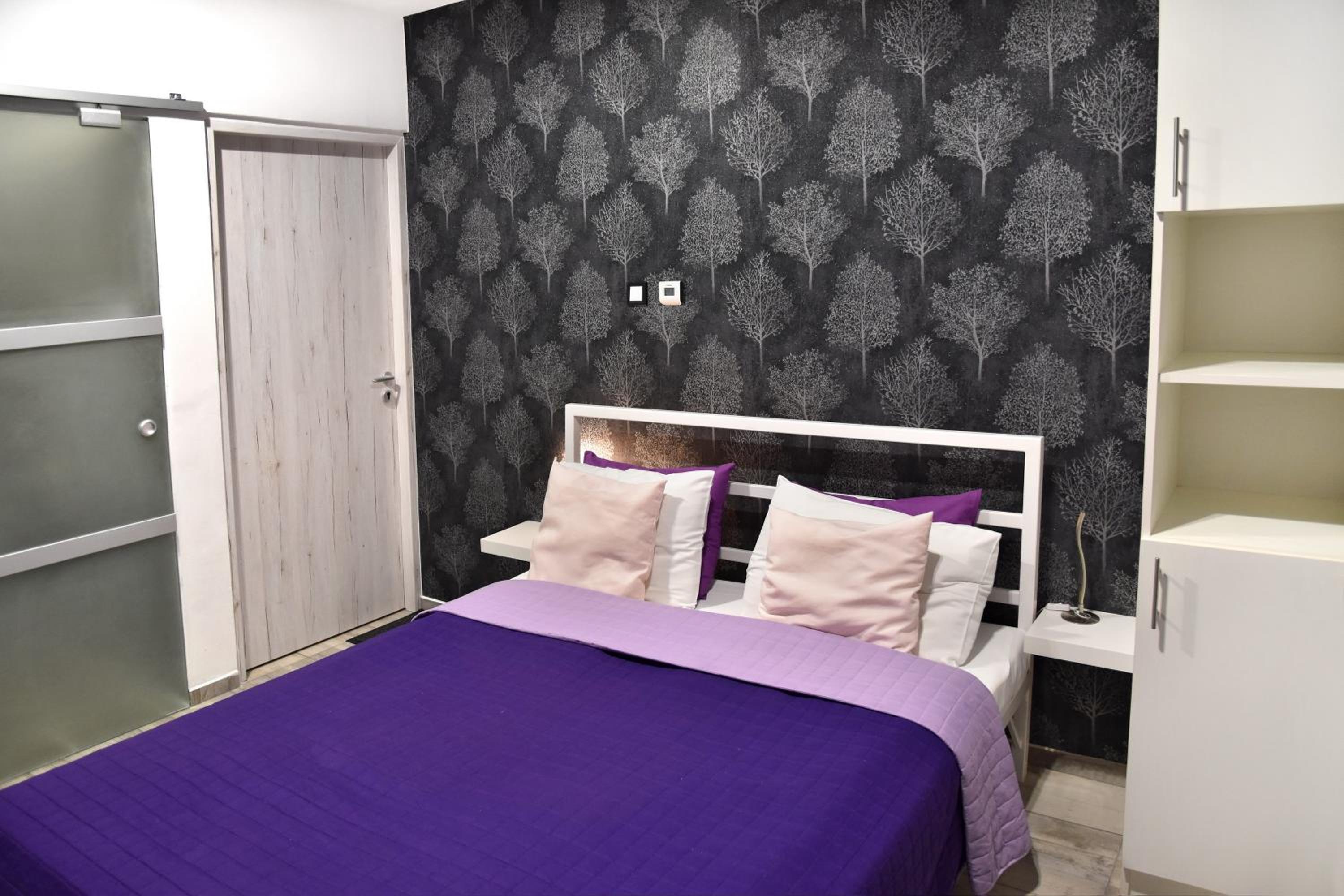 Double Room with Patio photo 3