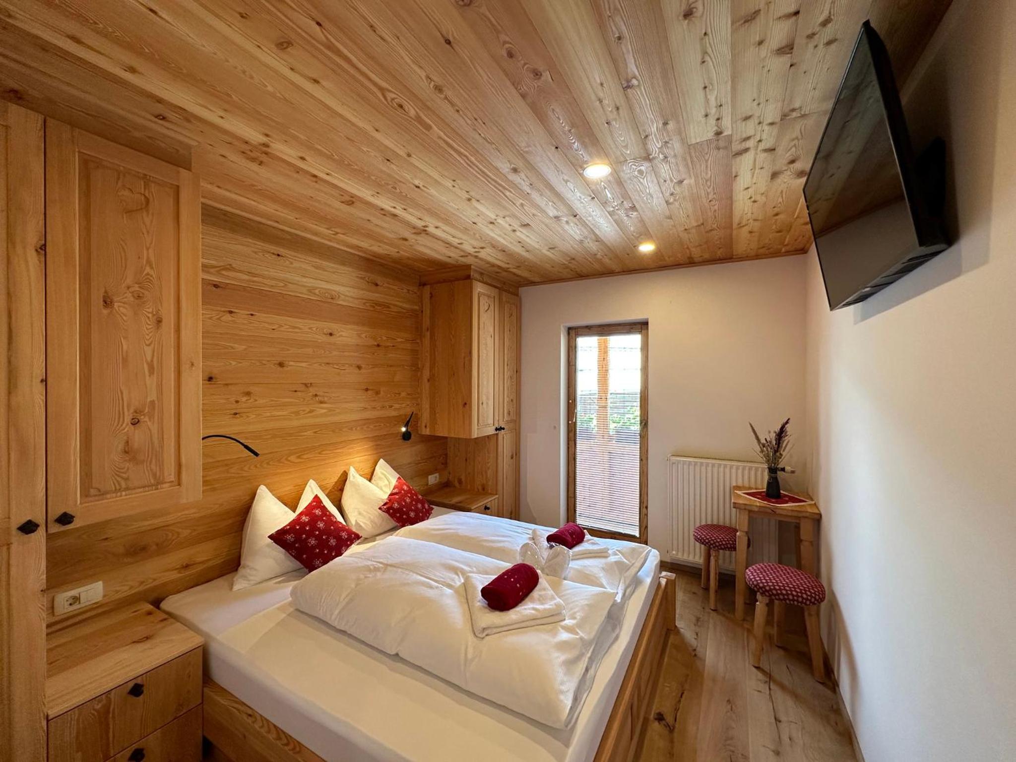 King Room with Balcony photo 1