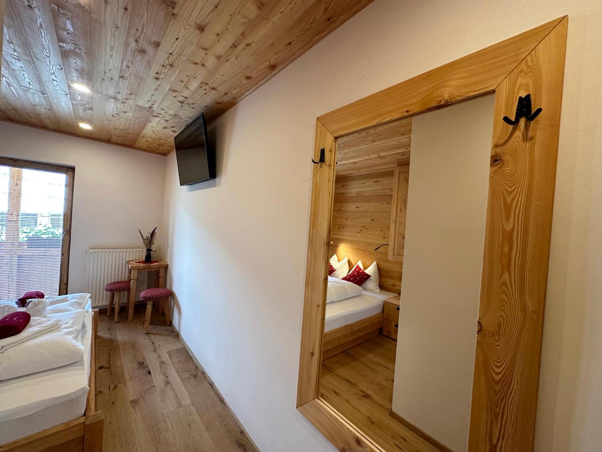 King Room with Balcony photo 3
