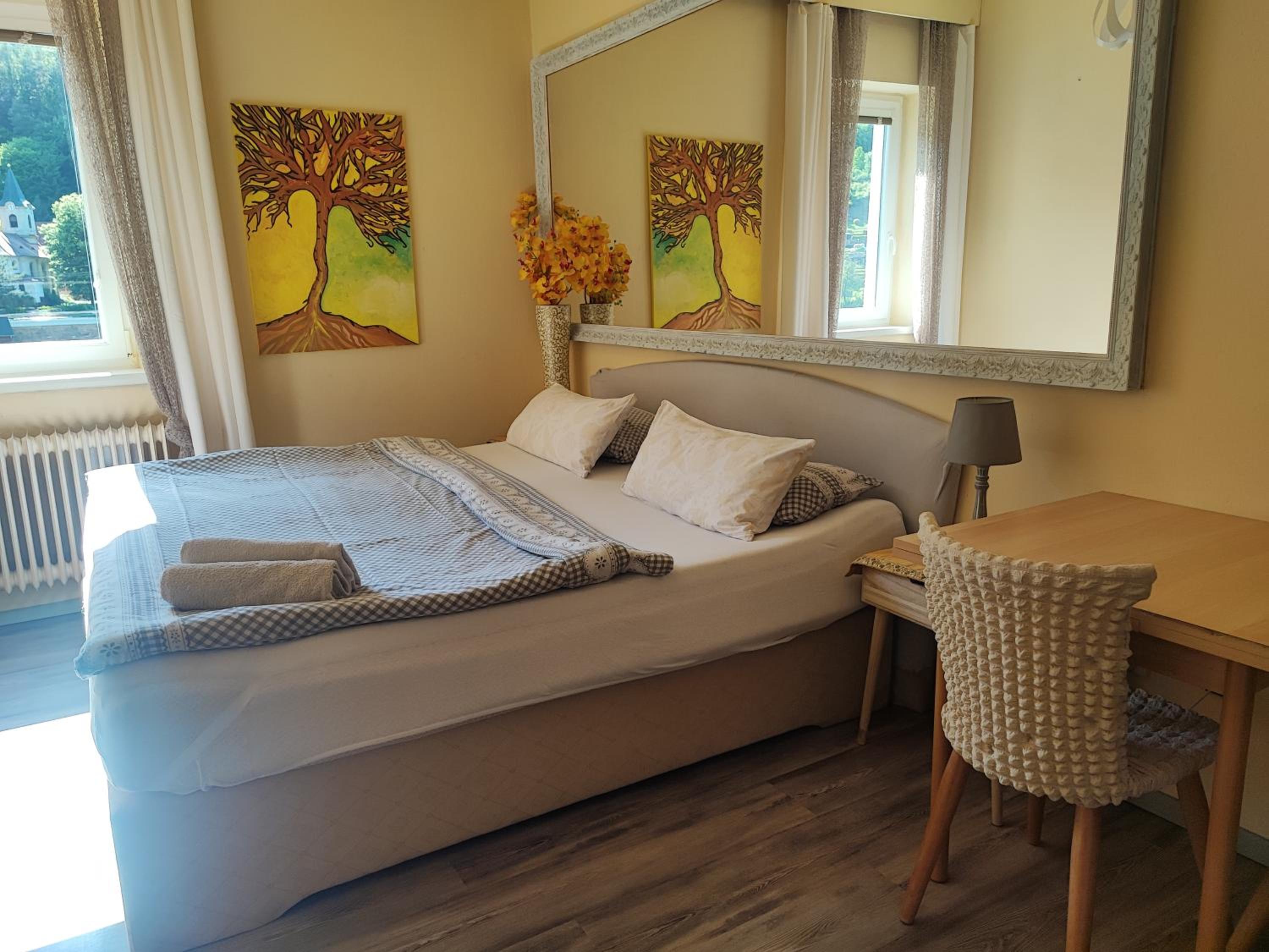 Double Room with Private Bathroom photo 1